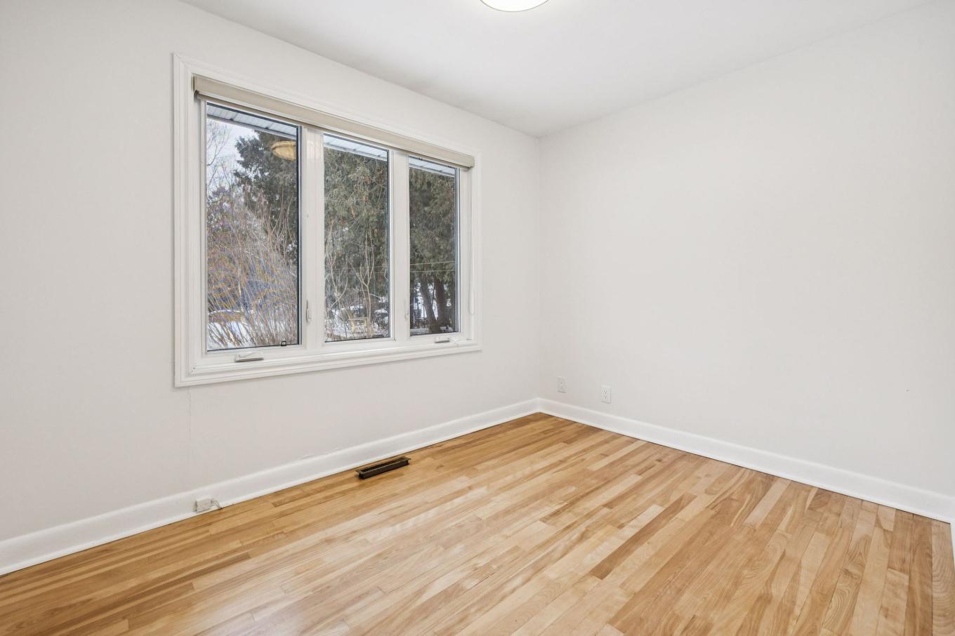 Chambre à coucher - 44 Prom. Lakeview, Gatineau (Aylmer), QC - Indoor Photo Showing Other Room