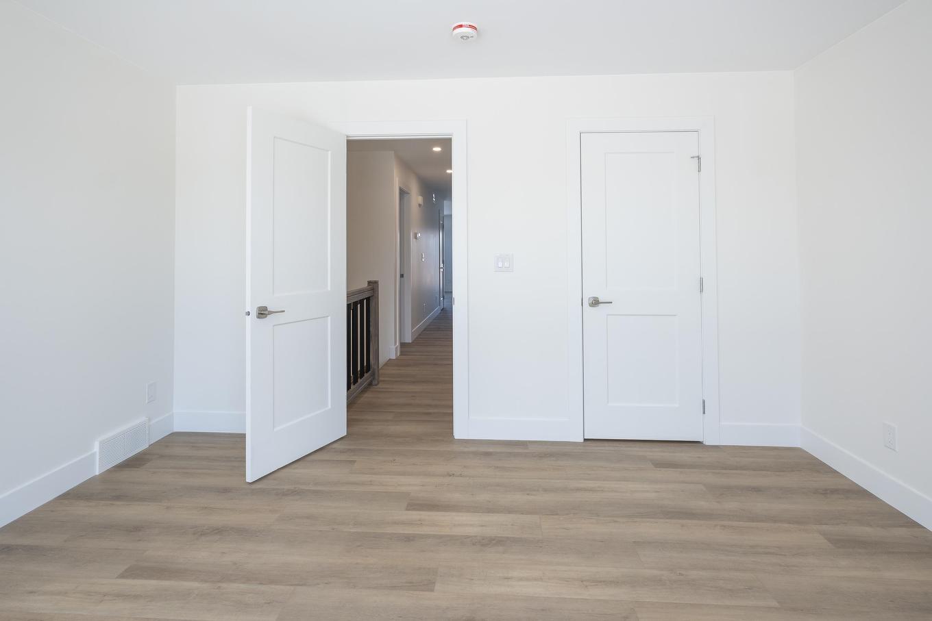 202 Bruin Crescent, Thunder Bay, ON - Indoor Photo Showing Other Room