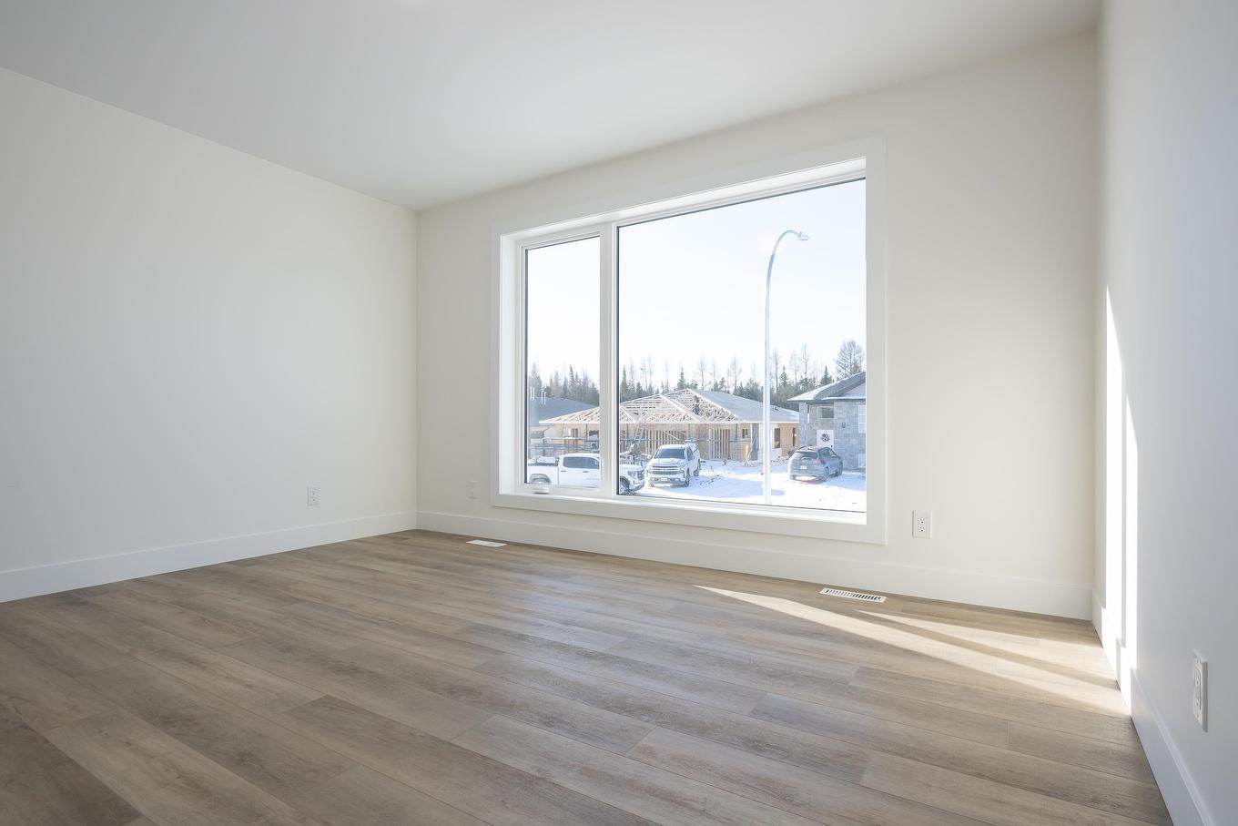 202 Bruin Crescent, Thunder Bay, ON - Indoor Photo Showing Other Room