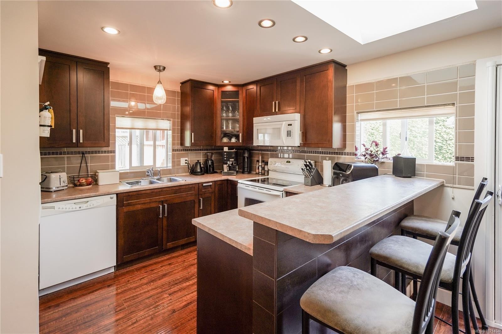 2617 Doncaster Dr, Victoria, BC