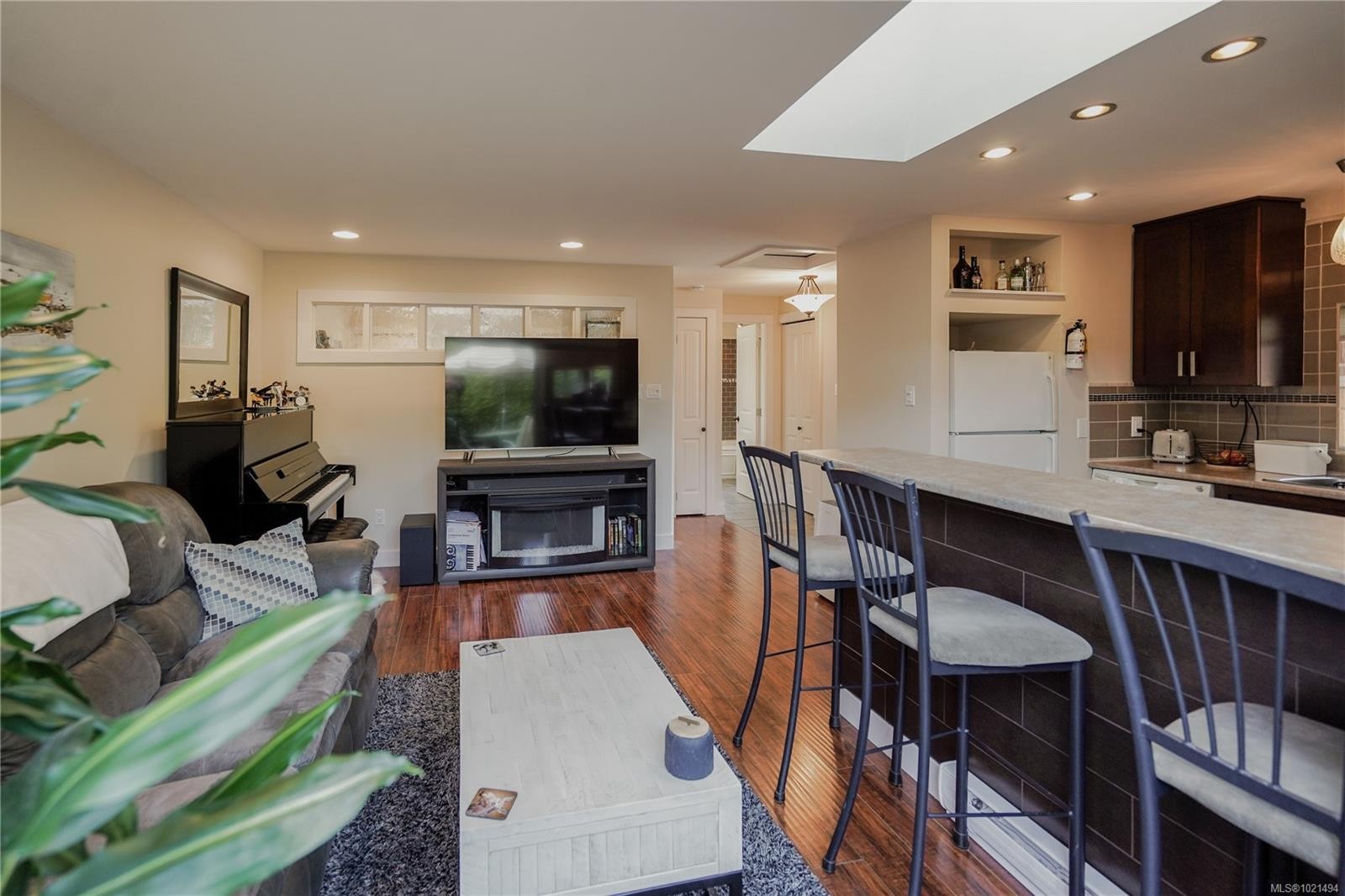 2617 Doncaster Dr, Victoria, BC