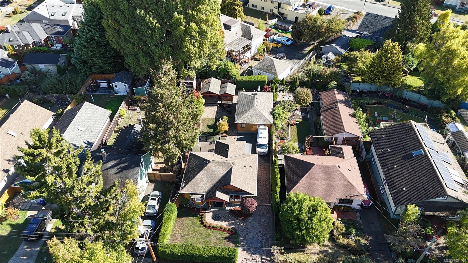 2617 Doncaster Dr, Victoria, BC