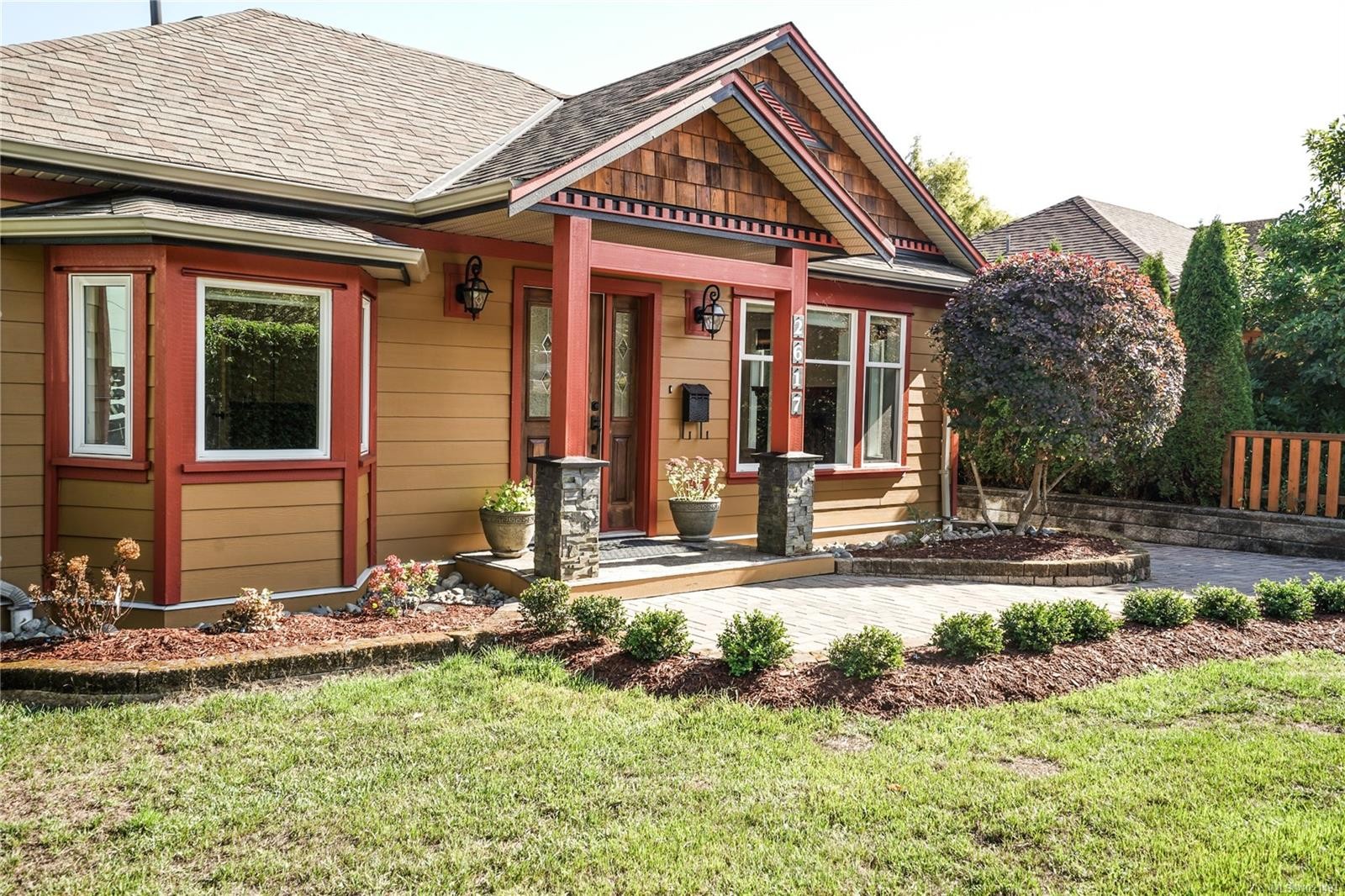 2617 Doncaster Dr, Victoria, BC