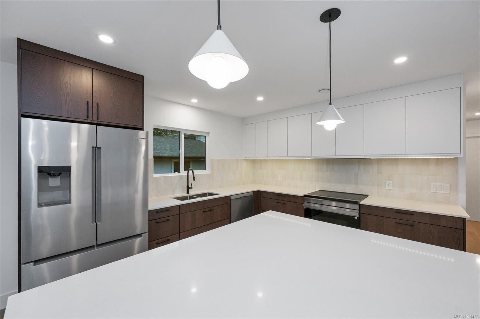 1041 Hulford St, Saanich, BC