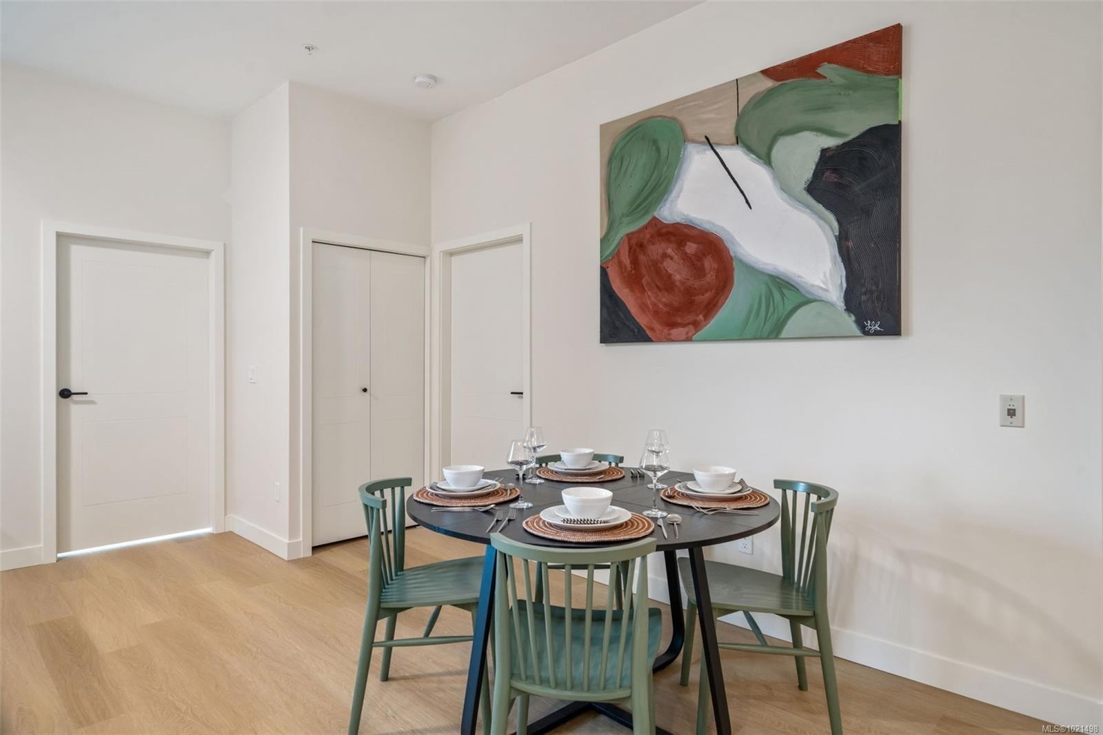 506-2770 Winster Rd, Langford, BC - Indoor Photo Showing Dining Room