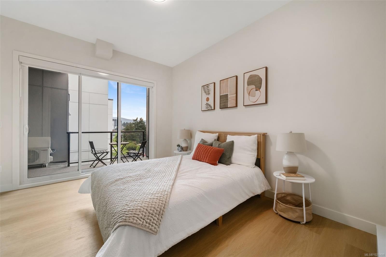 506-2770 Winster Rd, Langford, BC - Indoor Photo Showing Bedroom