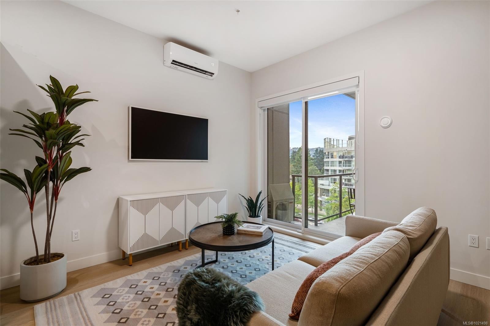 506-2770 Winster Rd, Langford, BC - Indoor