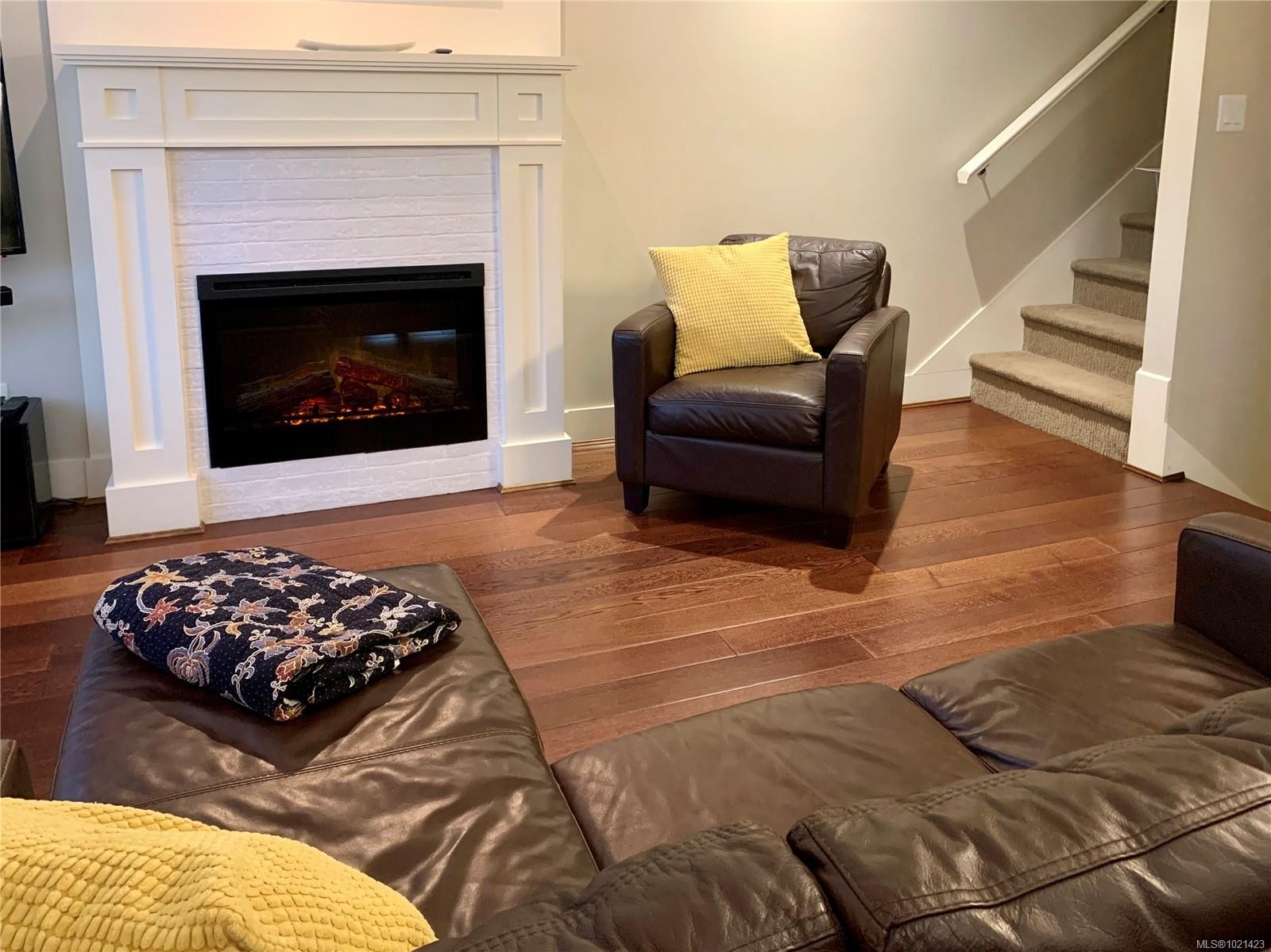 8-675 Superior St, Victoria, BC