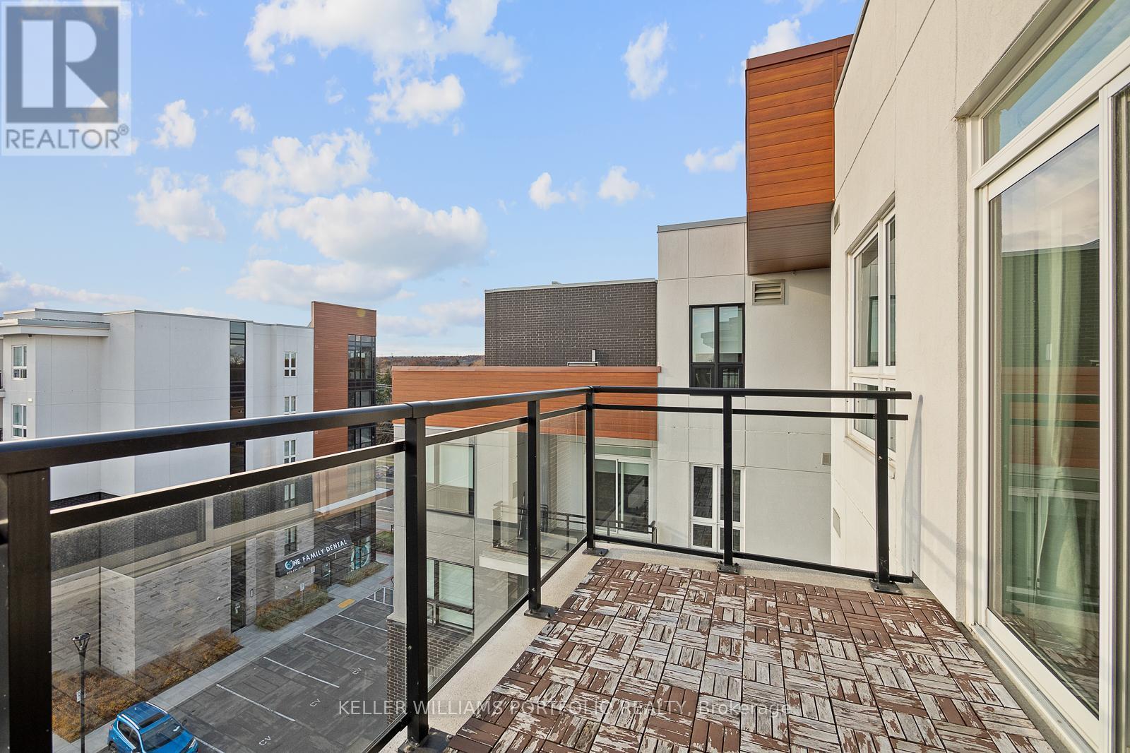611 - 340 Plains Road E, Burlington, ON - Outdoor With Balcony With Exterior