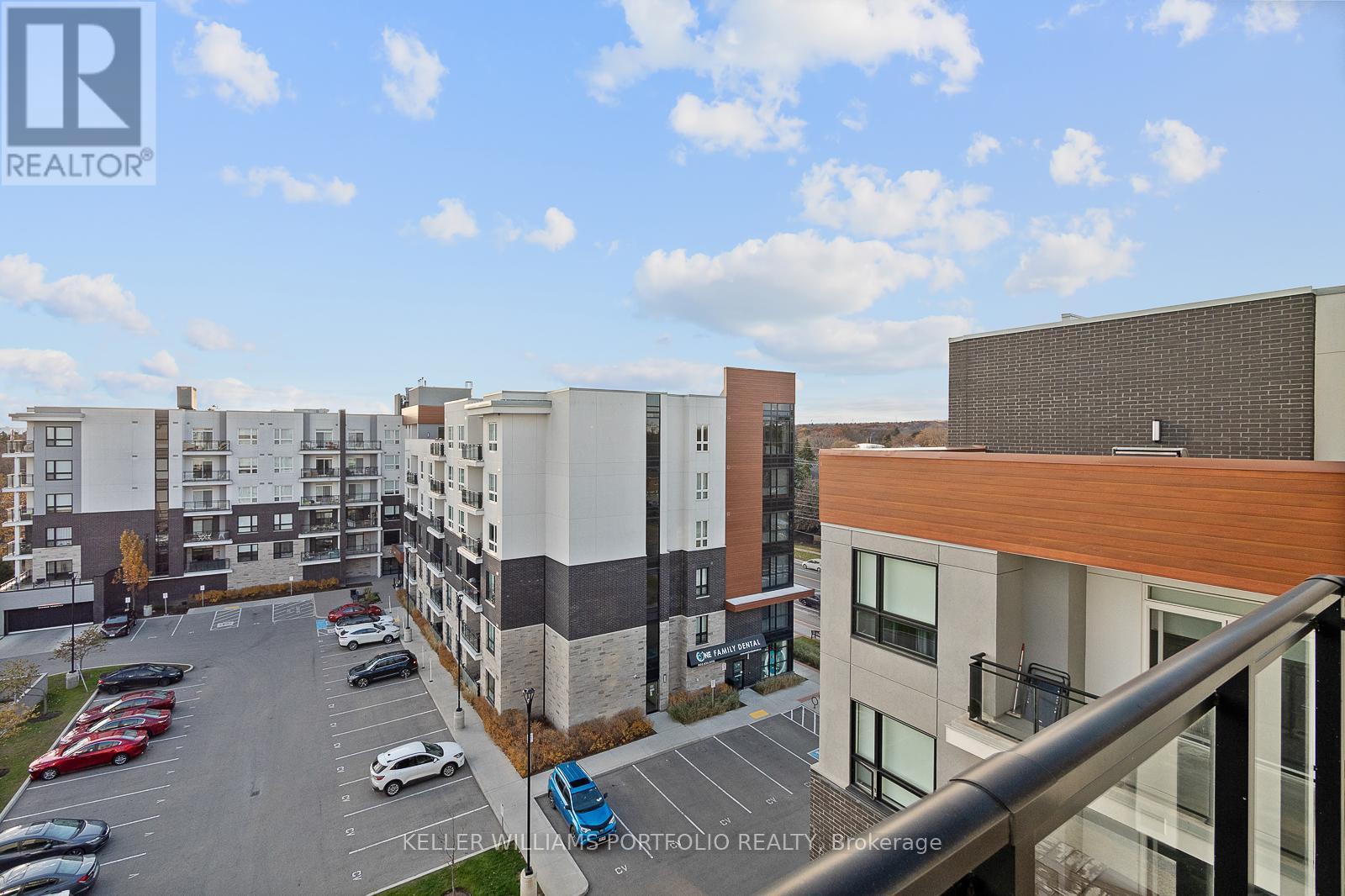 611 - 340 Plains Road E, Burlington, ON - Outdoor