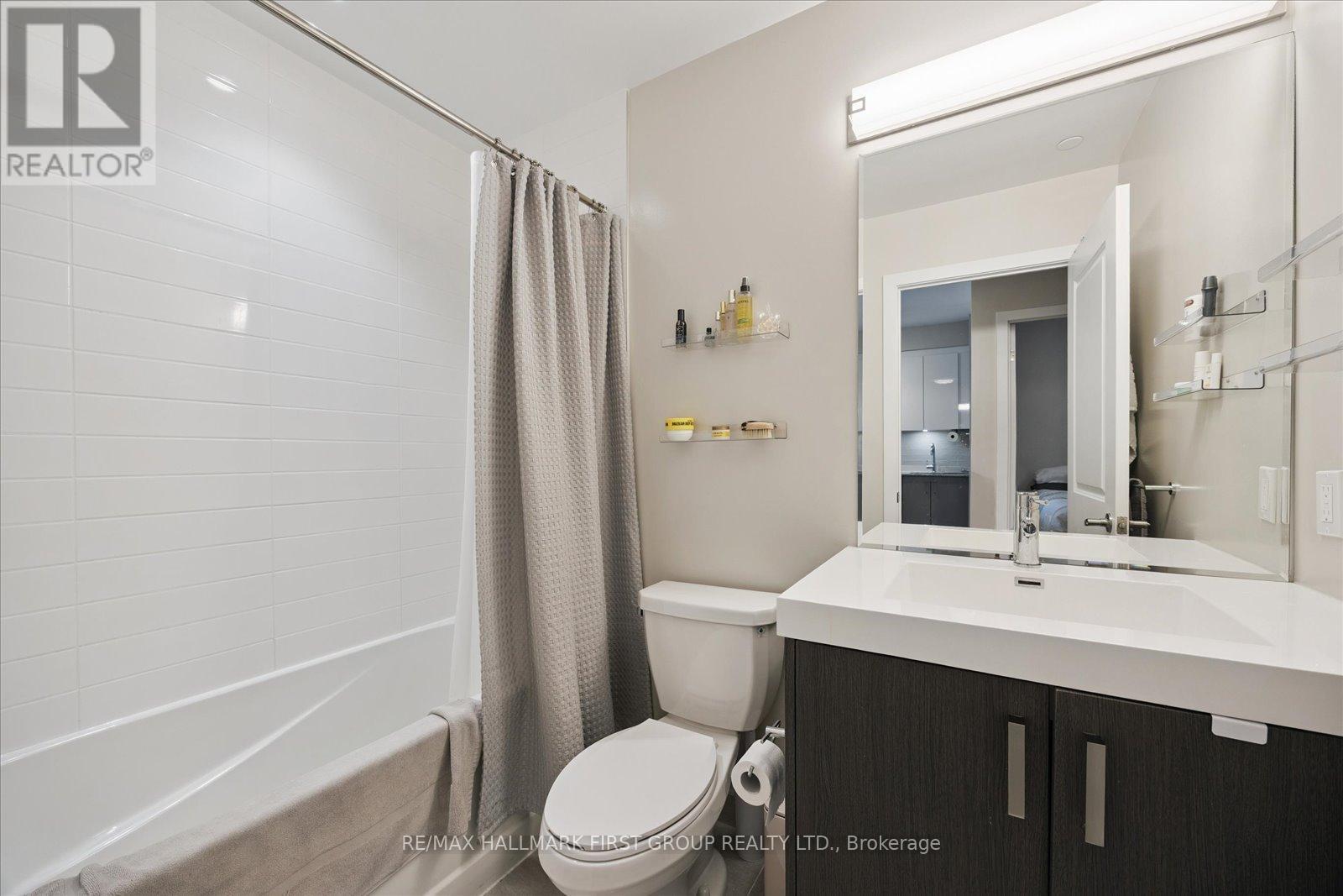 302 - 1010 Dundas Street E, Whitby (Pringle Creek), ON - Indoor Photo Showing Bathroom