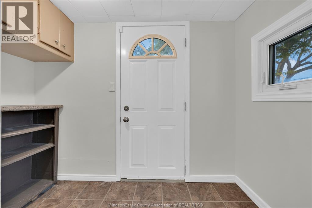 1644 Ford Boulevard, Windsor, ON - Indoor Photo Showing Other Room