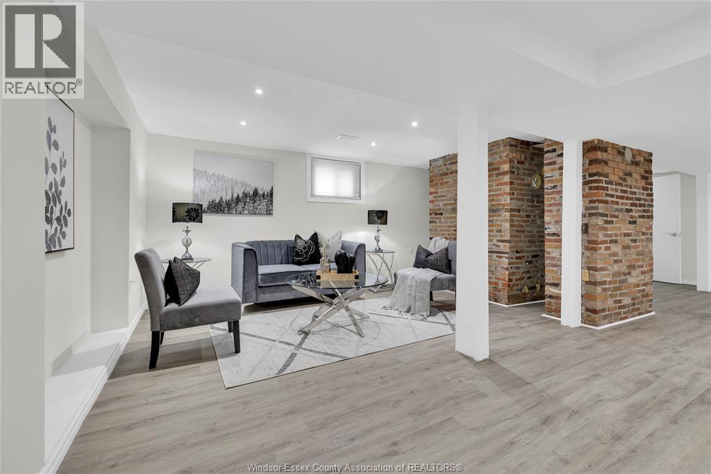 1644 Ford Boulevard, Windsor, ON - Indoor