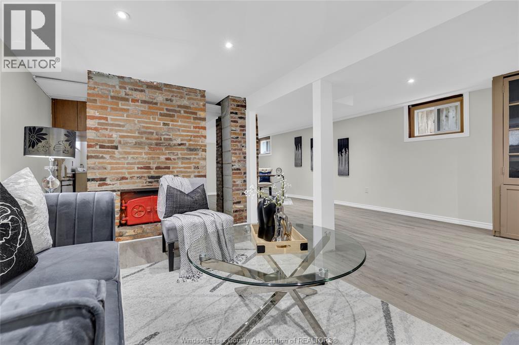 1644 Ford Boulevard, Windsor, ON - Indoor