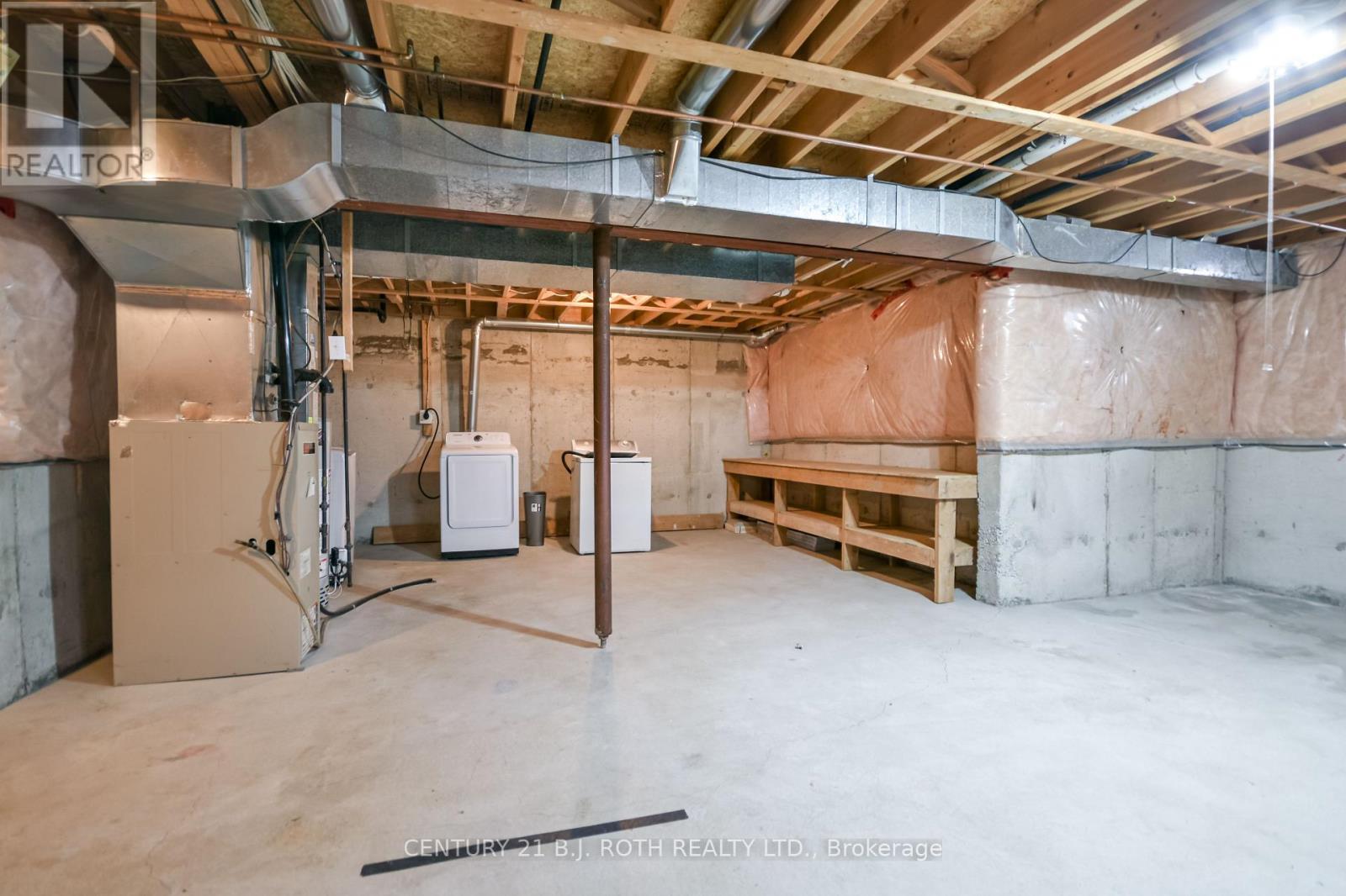Laundry area. - 194 Sundew Drive, Barrie, ON - Indoor Photo Showing Basement