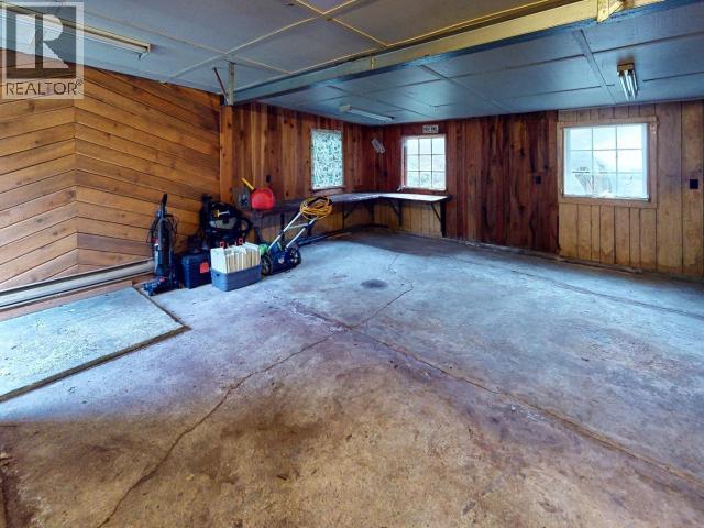 5162 Sellentin Street, Texada Island, BC - Indoor Photo Showing Other Room