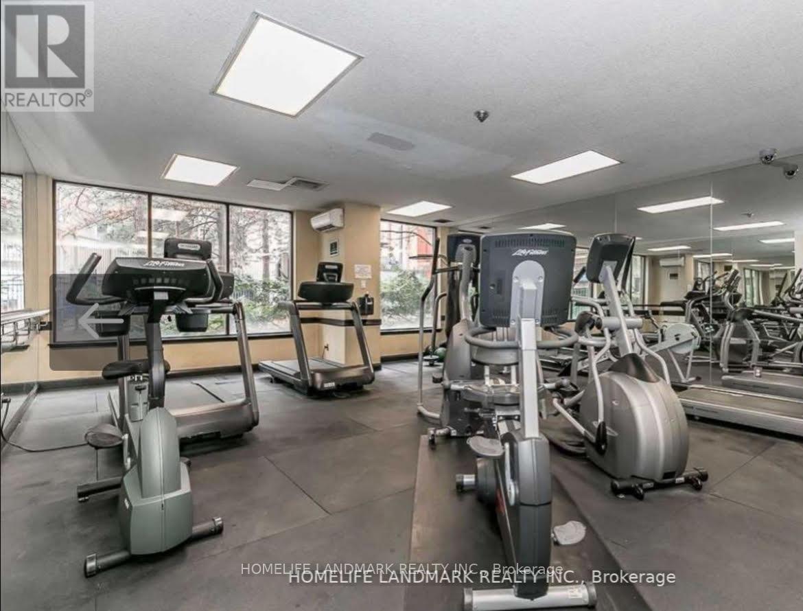2413 - 633 Bay Street, Toronto, ON - Indoor Photo Showing Gym Room