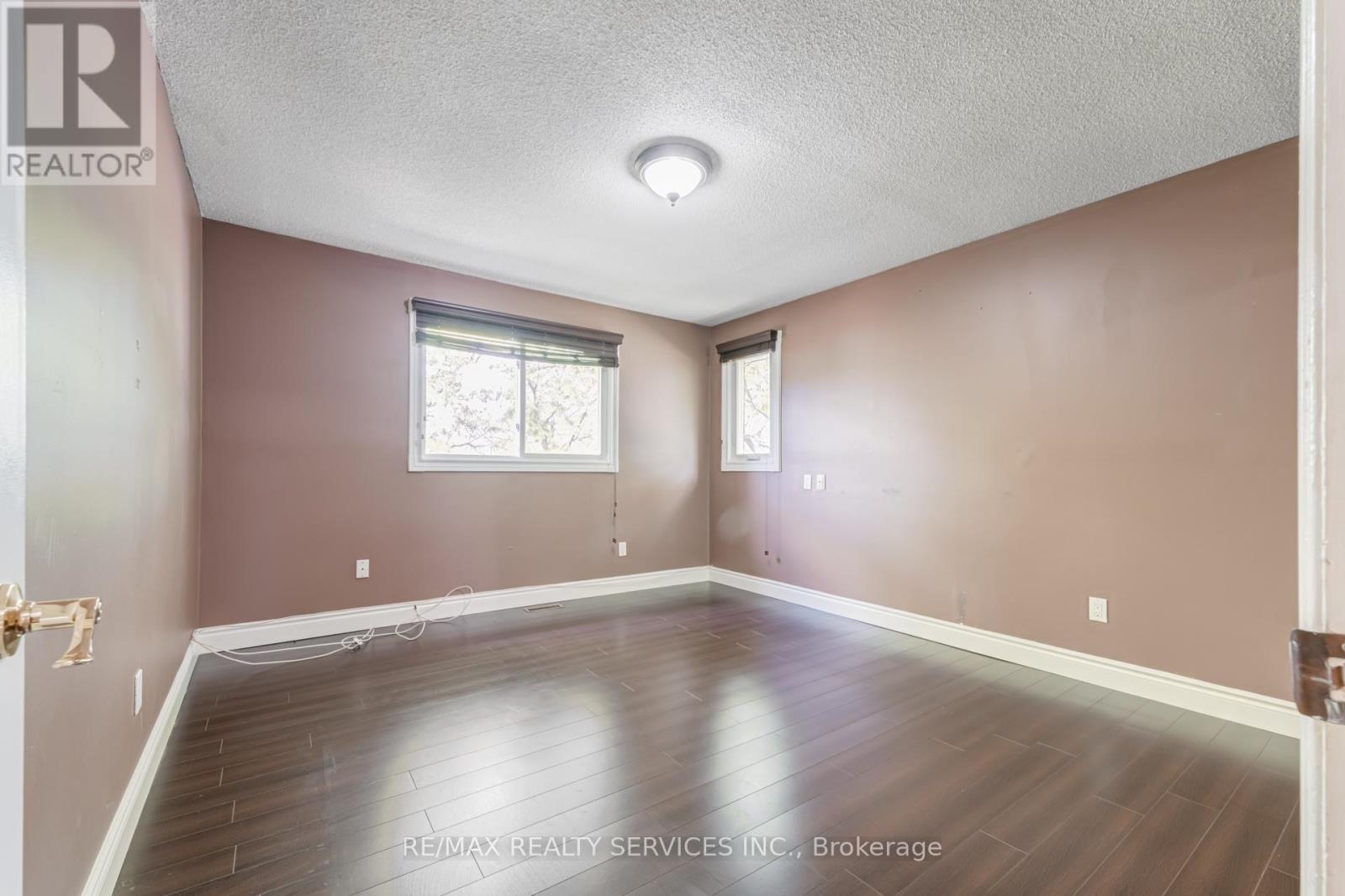 Upper - 4469 Gullfoot Circle, Mississauga, ON - Indoor Photo Showing Other Room