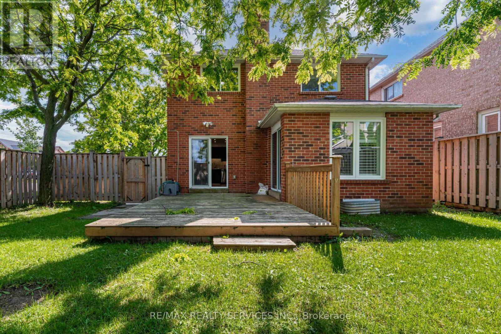 Upper - 4469 Gullfoot Circle, Mississauga, ON - Outdoor