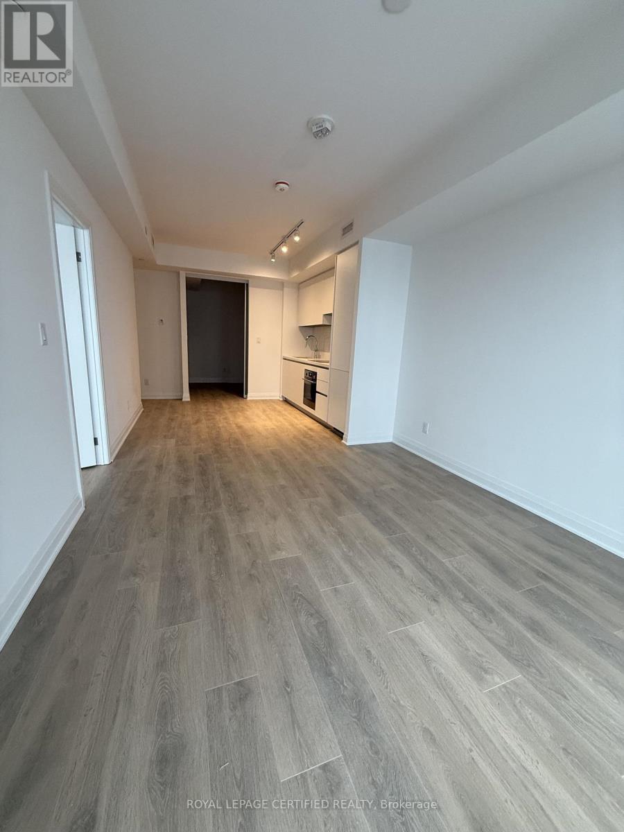 3501 - 4015 The Exchange, Mississauga, ON - Indoor