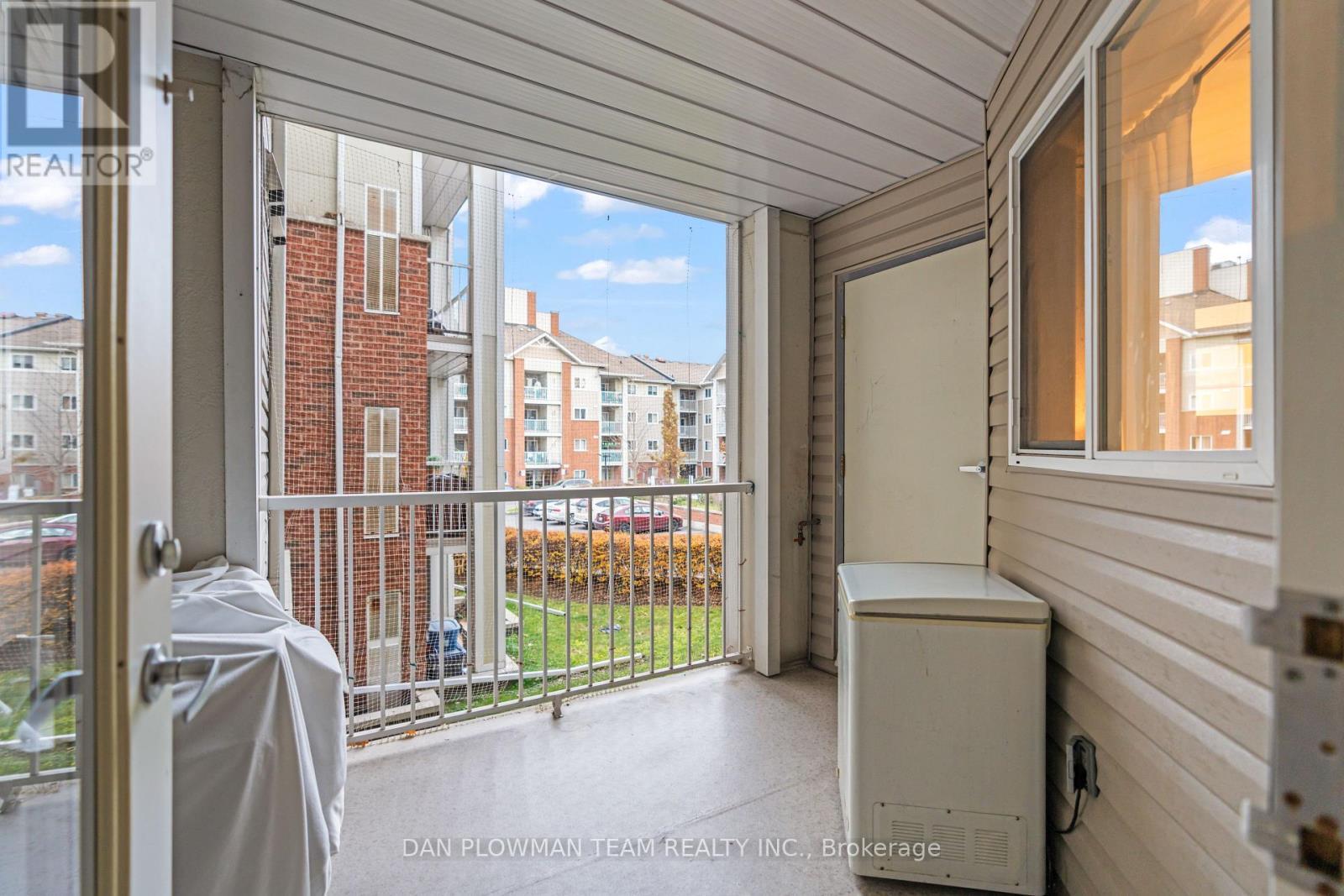 224 - 5235 Finch Avenue E, Toronto, ON - With Exterior