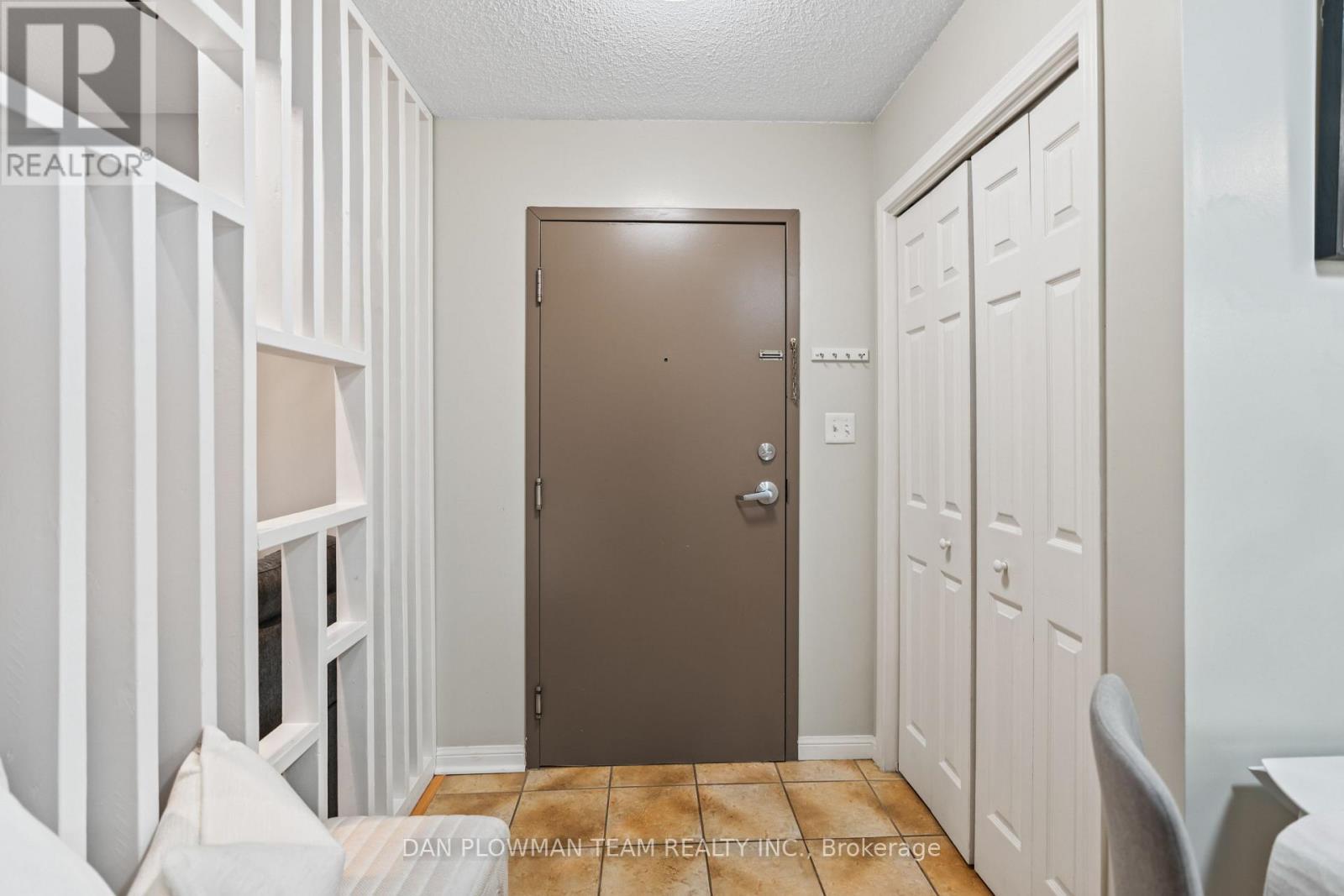 224 - 5235 Finch Avenue E, Toronto, ON - Indoor Photo Showing Other Room