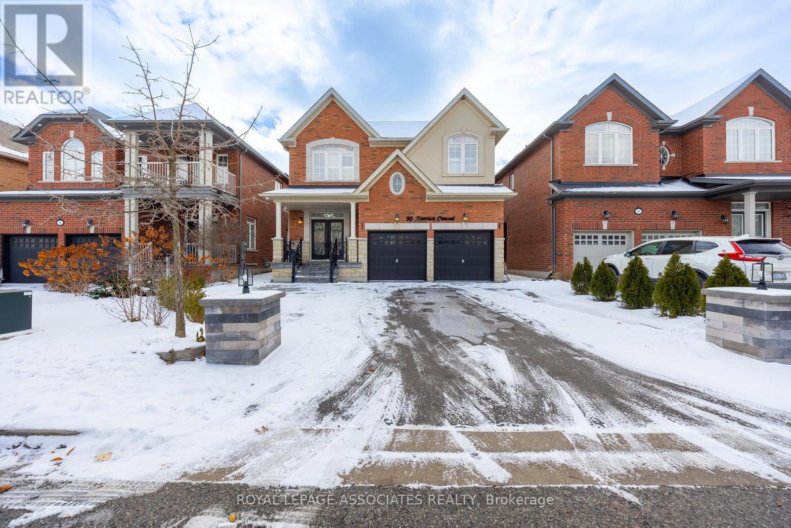 96 Maverick Crescent, Vaughan, ON - Outdoor With Facade