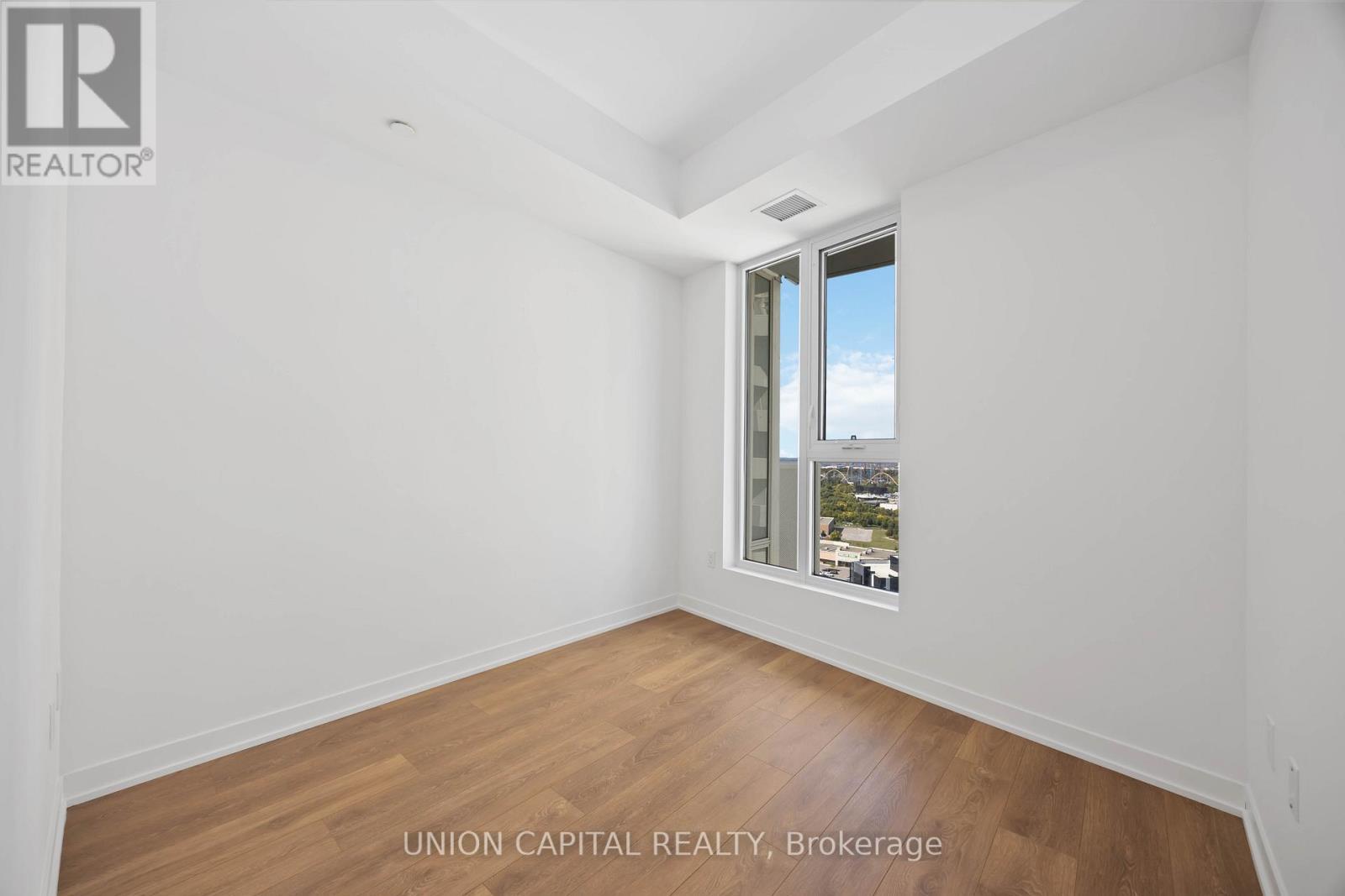 2114 - 10 Abeja Street, Vaughan, ON - Indoor Photo Showing Other Room