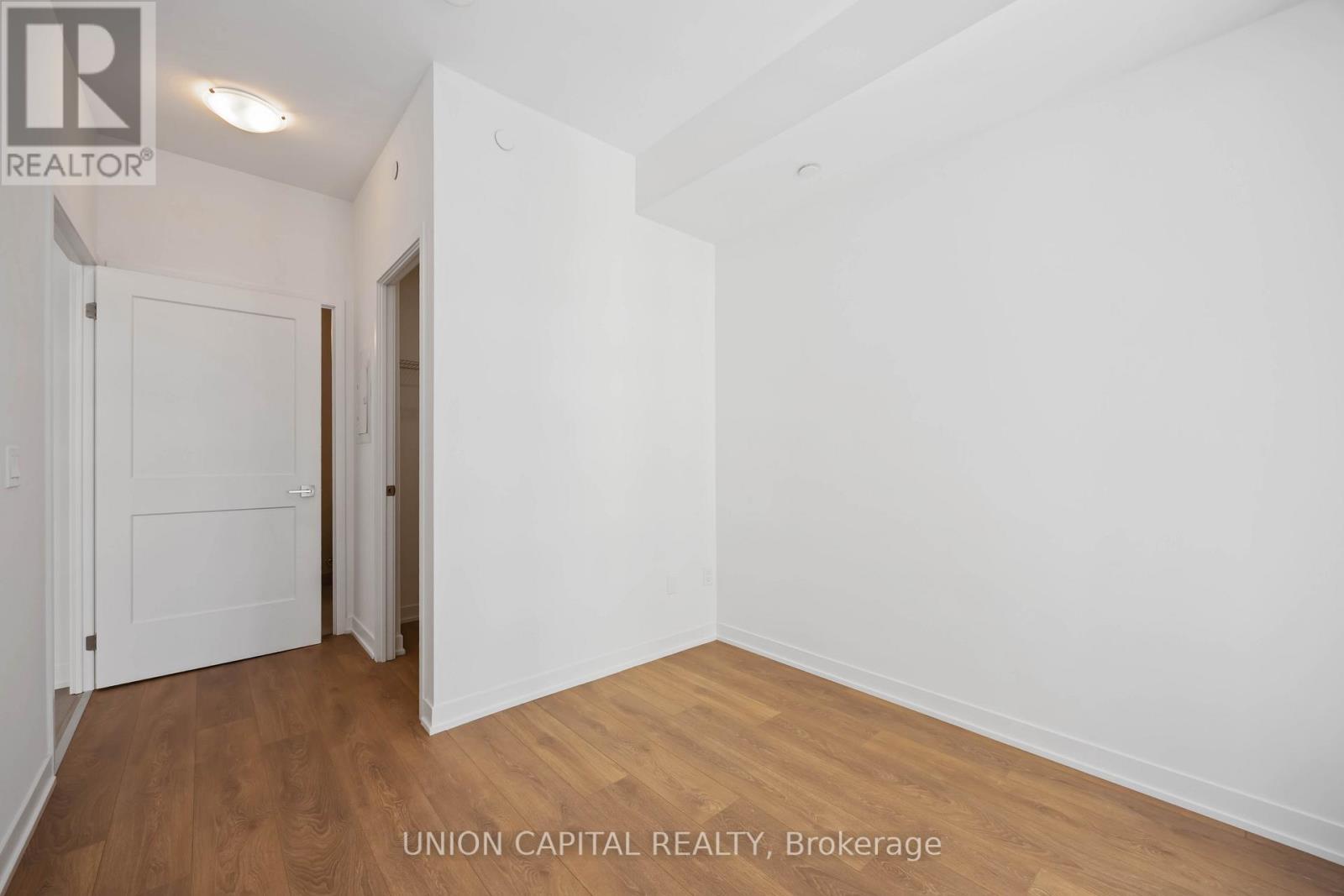 2114 - 10 Abeja Street, Vaughan, ON - Indoor Photo Showing Other Room
