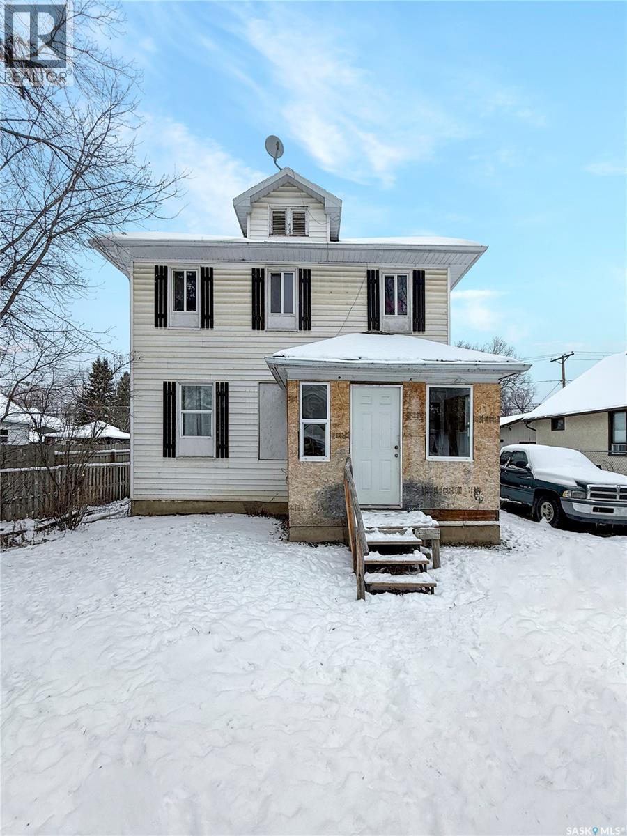 538 13Th Street W, Prince Albert, SK - Outdoor