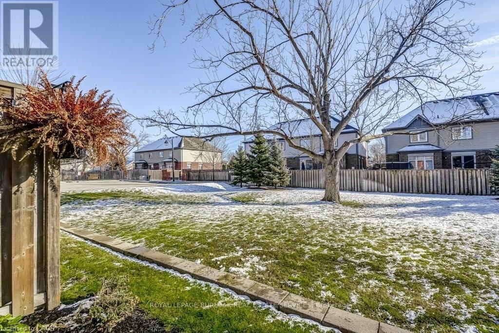 2362 Treversh Common, Burlington, ON - Outdoor