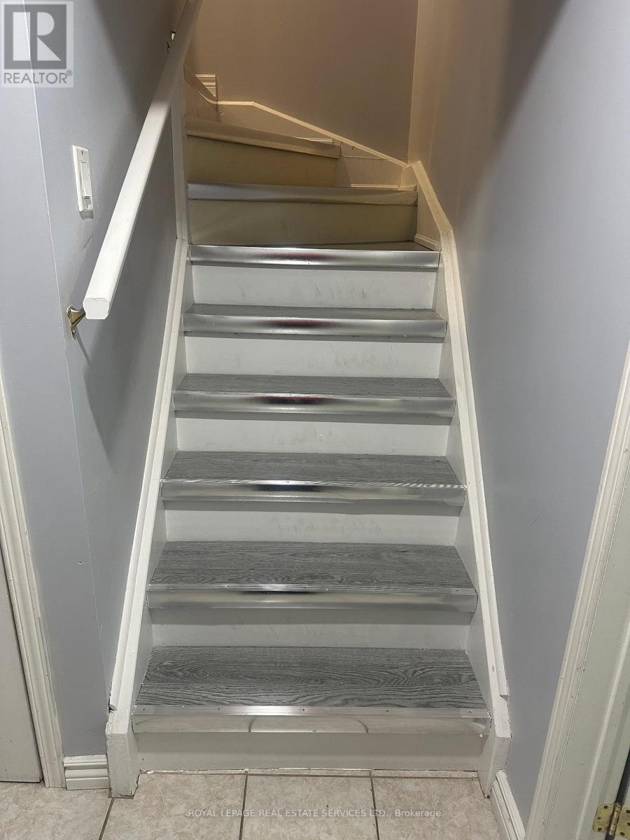 Bsmt - 79 Breton Avenue, Mississauga, ON - Indoor Photo Showing Other Room