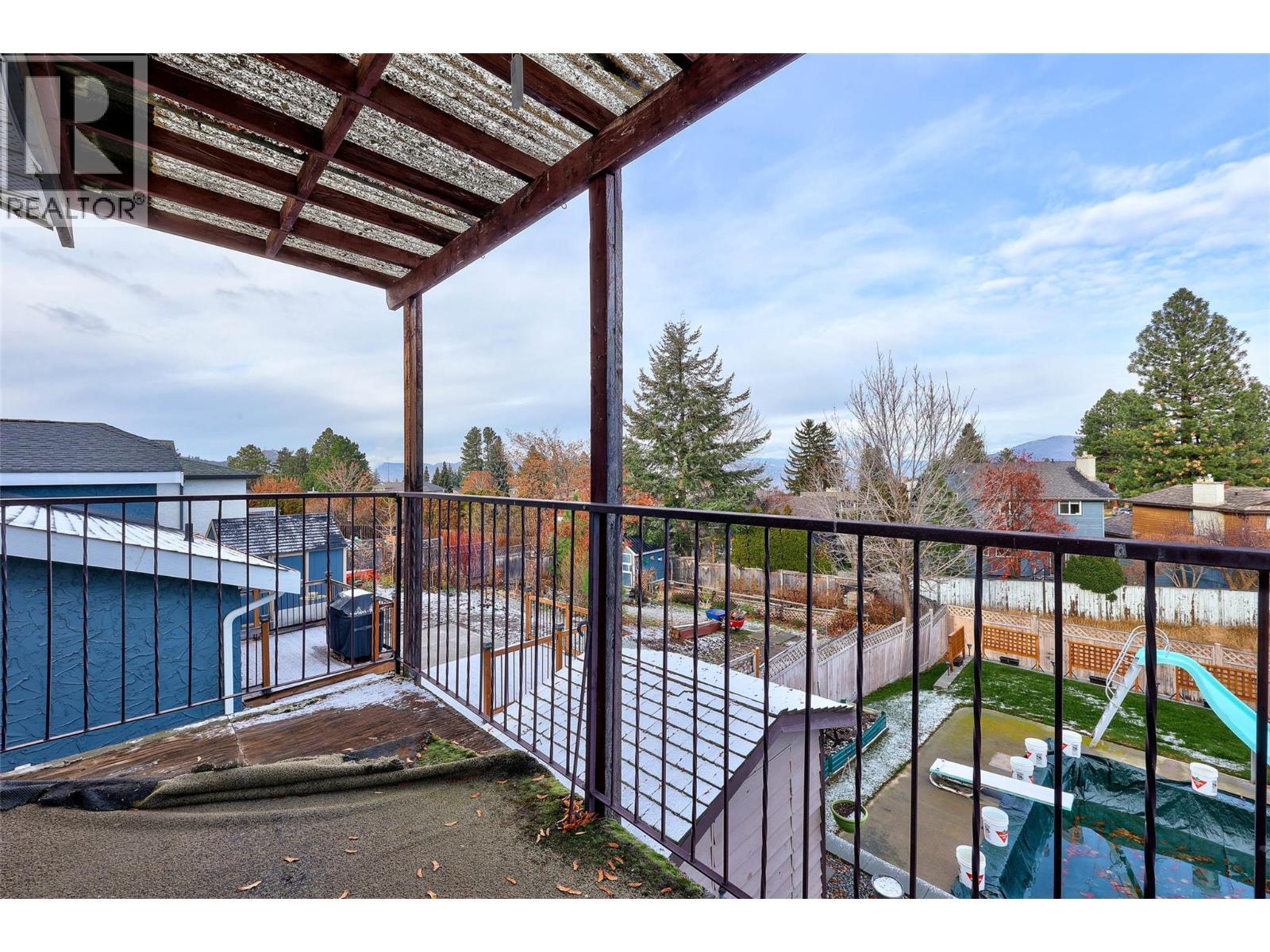 436 Garibaldi Drive, Kamloops, BC - Outdoor With Exterior