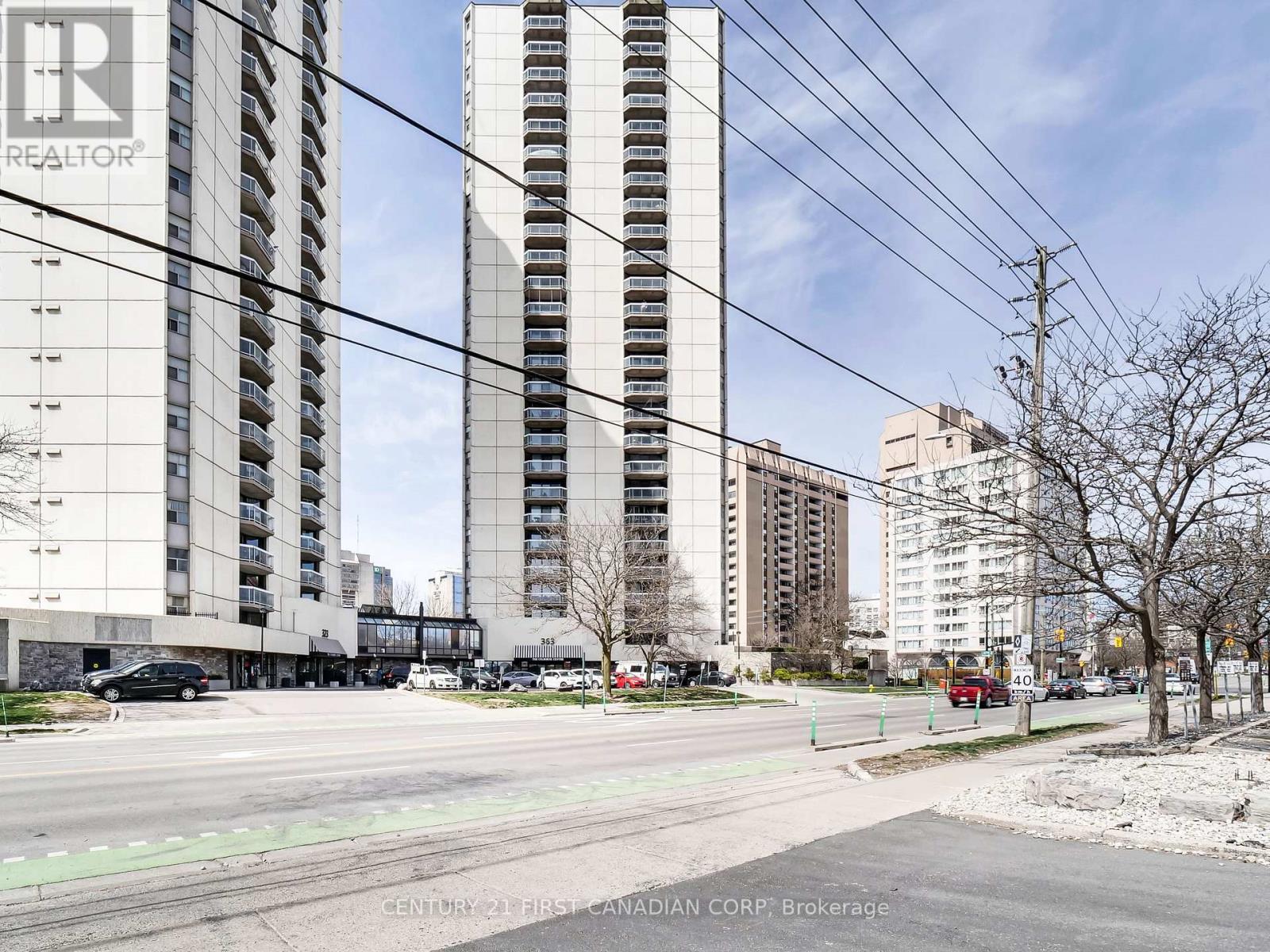 2704 - 363 Colborne Street N, London East (East A), ON - Outdoor With Facade