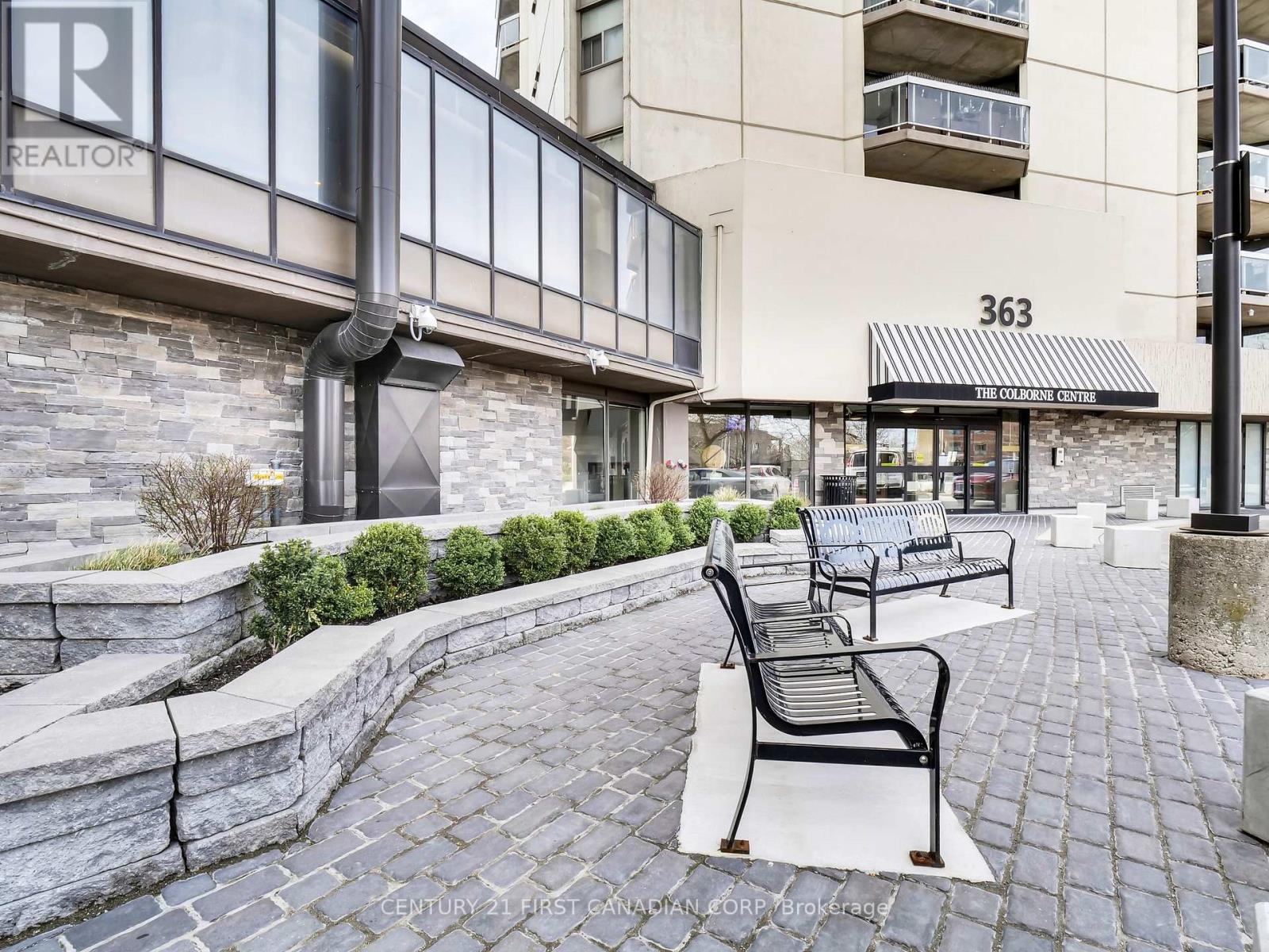 2704 - 363 Colborne Street N, London East (East A), ON - Outdoor With Exterior