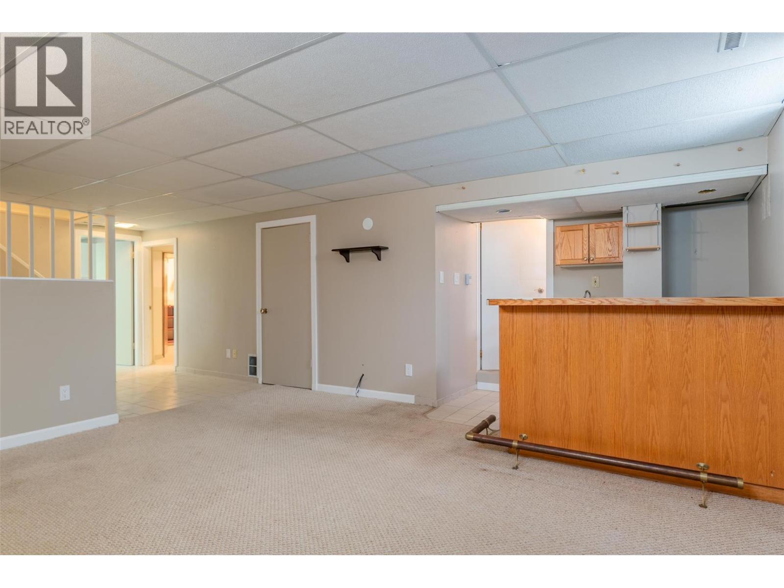 690 Schofield Highway, Warfield, BC - Indoor