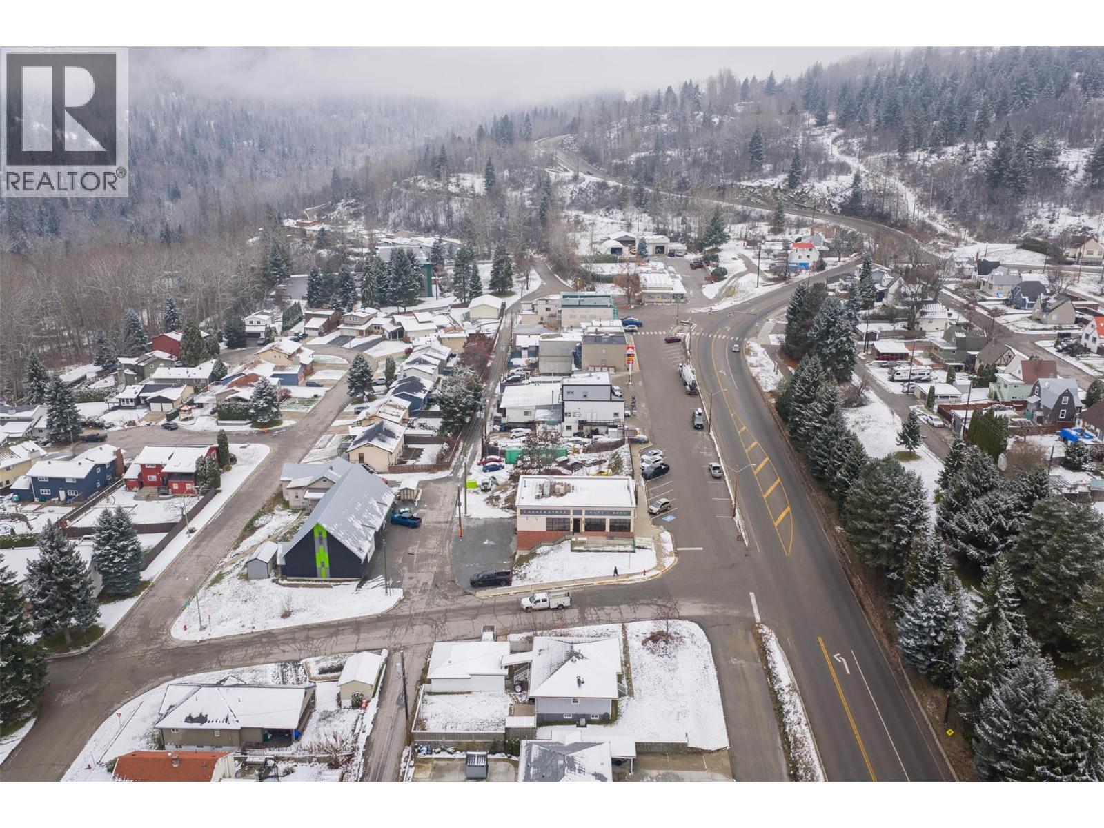 690 Schofield Highway, Warfield, BC - Outdoor With View