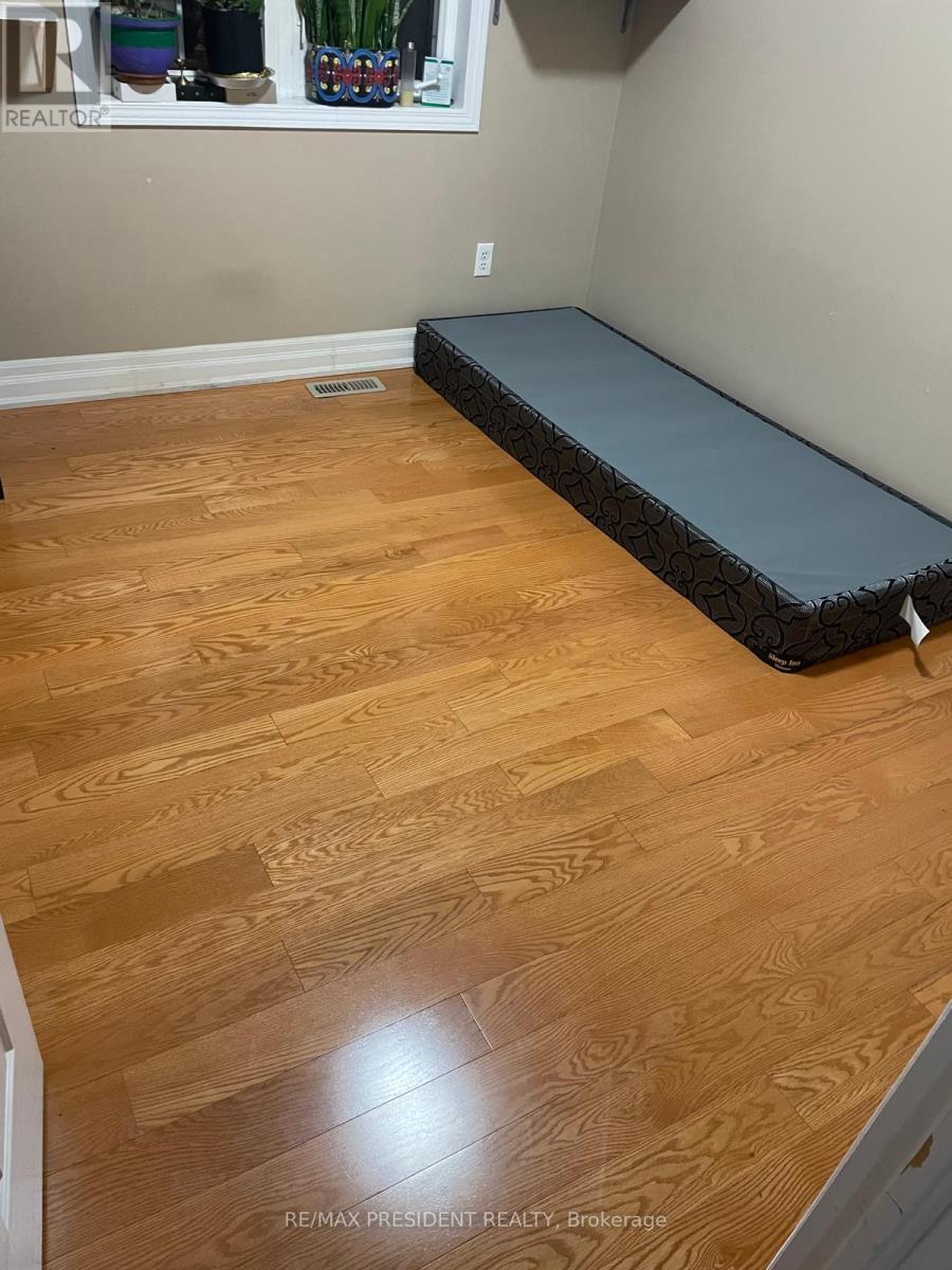 107 Rockgarden Trail, Brampton, ON - Indoor Photo Showing Other Room