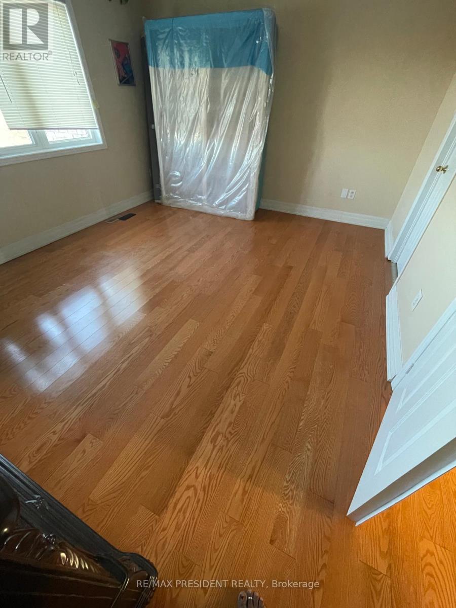 107 Rockgarden Trail, Brampton, ON - Indoor Photo Showing Other Room