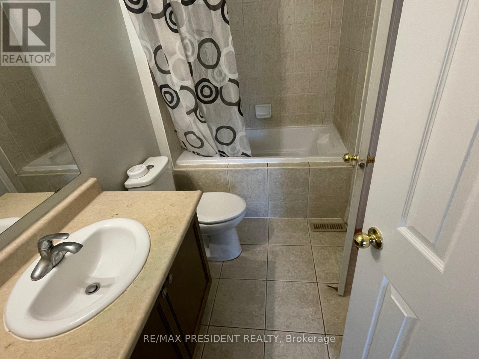 107 Rockgarden Trail, Brampton, ON - Indoor Photo Showing Bathroom