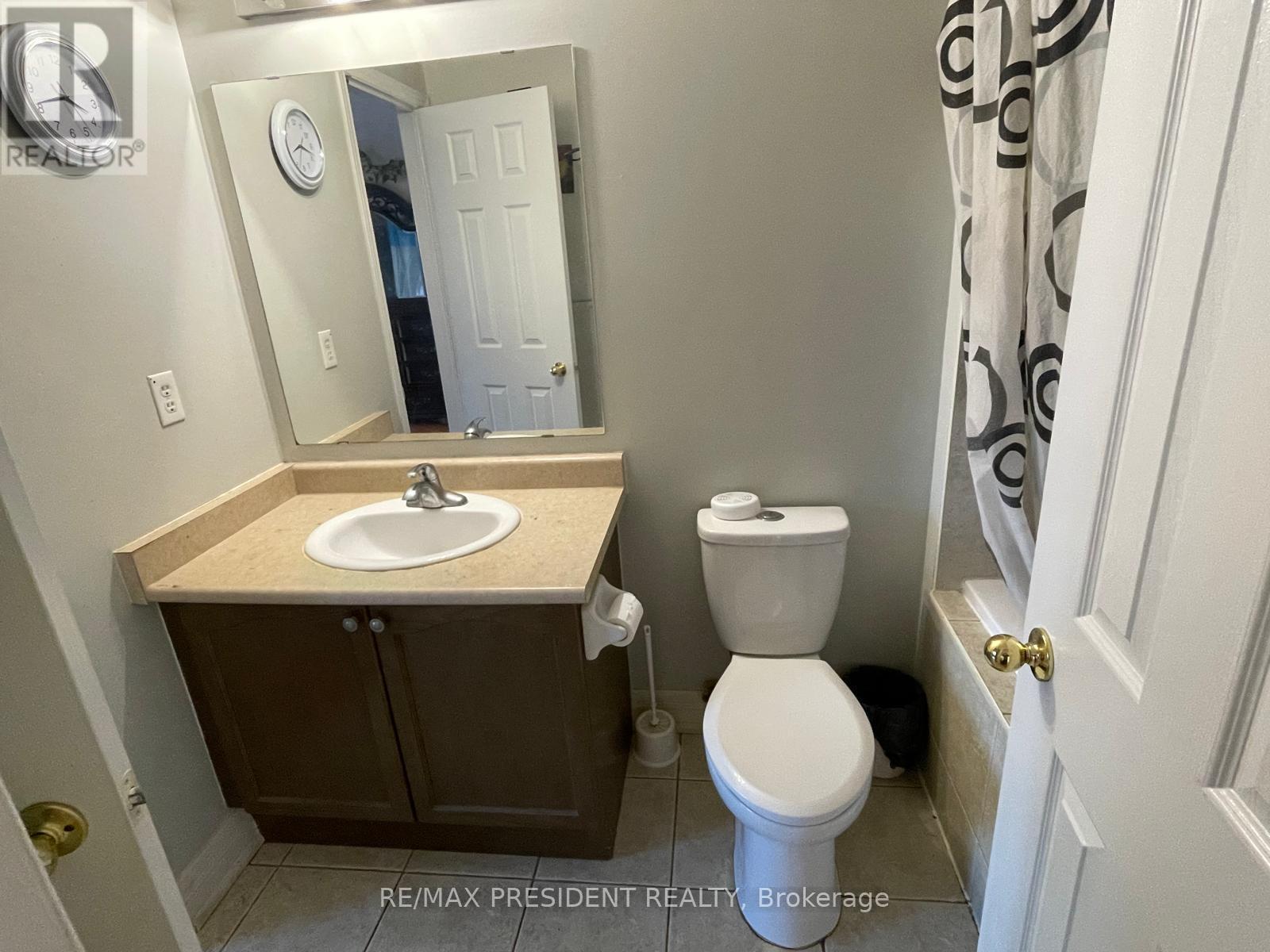 107 Rockgarden Trail, Brampton, ON - Indoor Photo Showing Bathroom