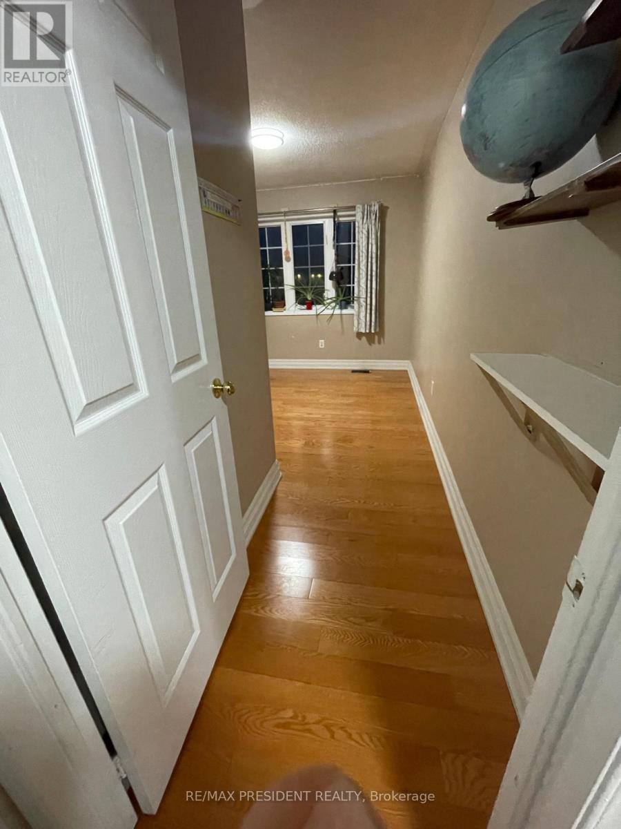 107 Rockgarden Trail, Brampton, ON - Indoor Photo Showing Other Room