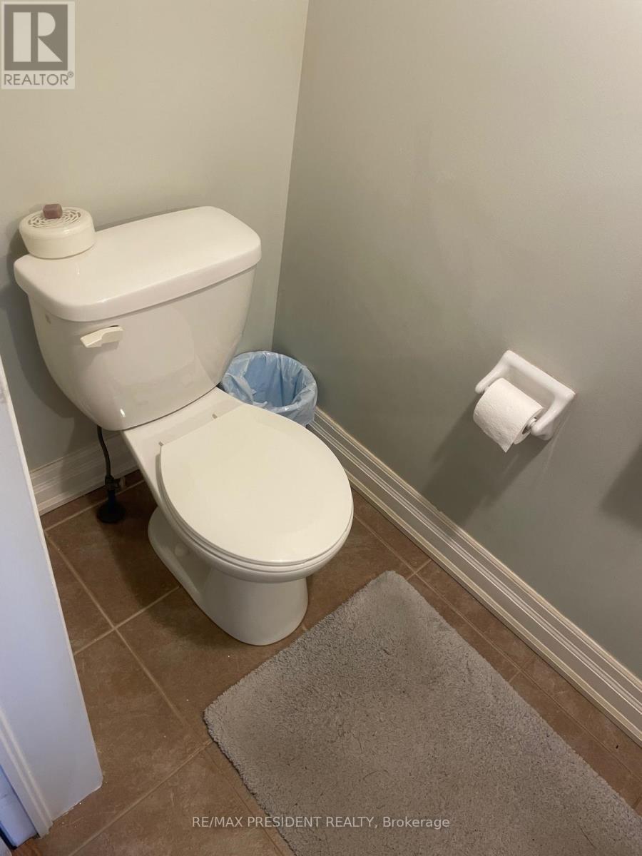 107 Rockgarden Trail, Brampton, ON - Indoor Photo Showing Bathroom