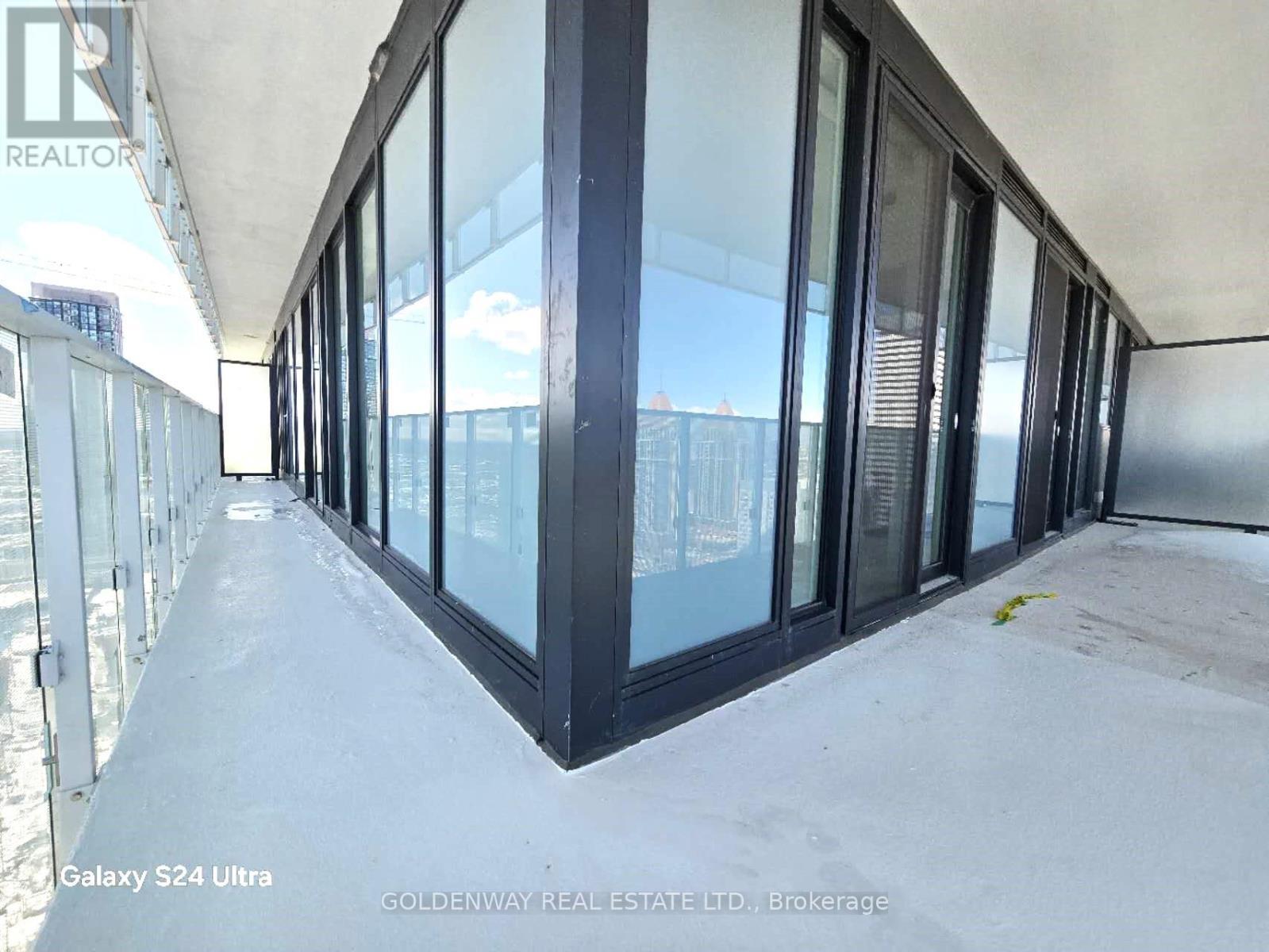 2503 - 3900 Confederation Parkway, Mississauga, ON - Outdoor With Exterior