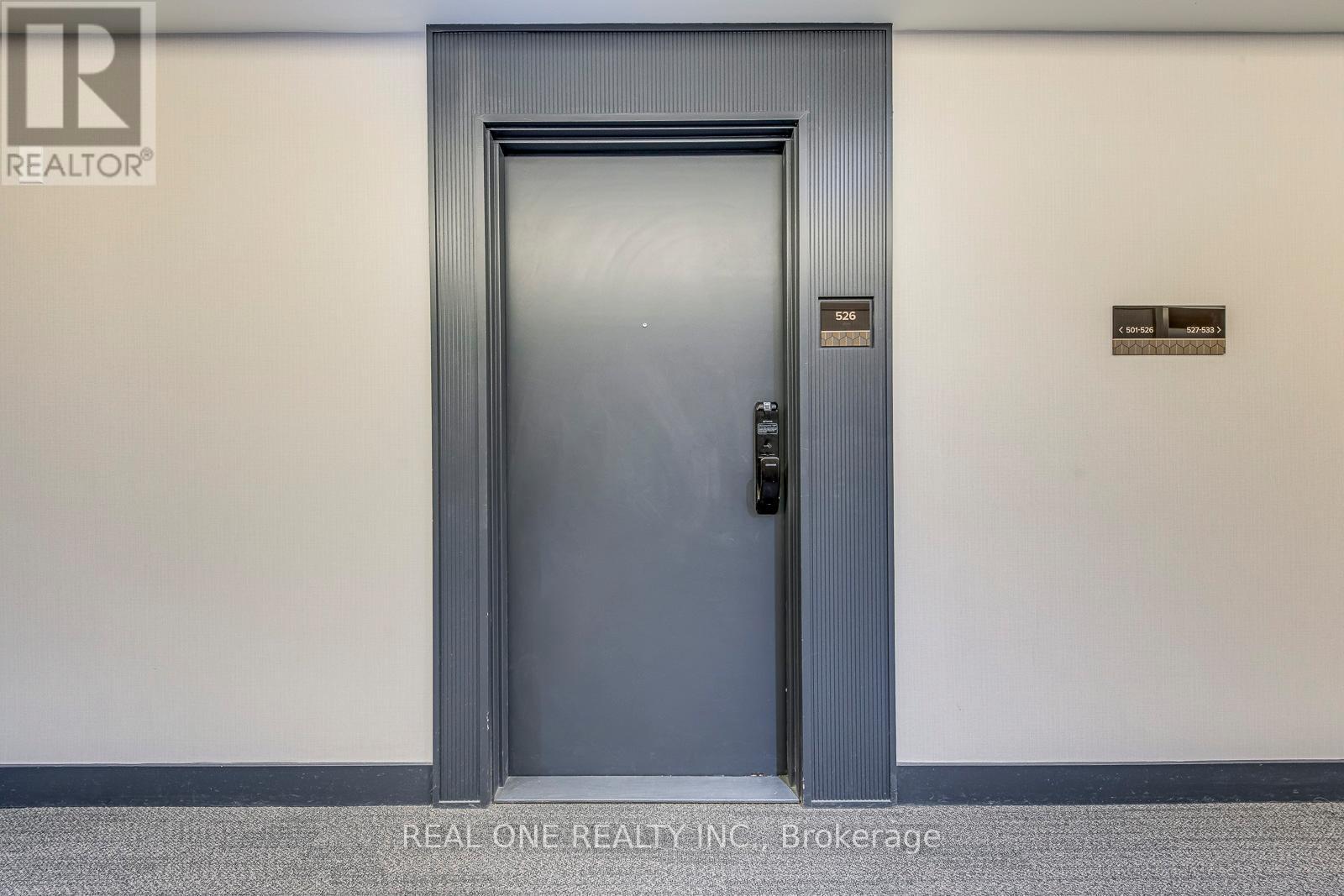 526 - 405 Dundas Street W, Oakville, ON - Outdoor