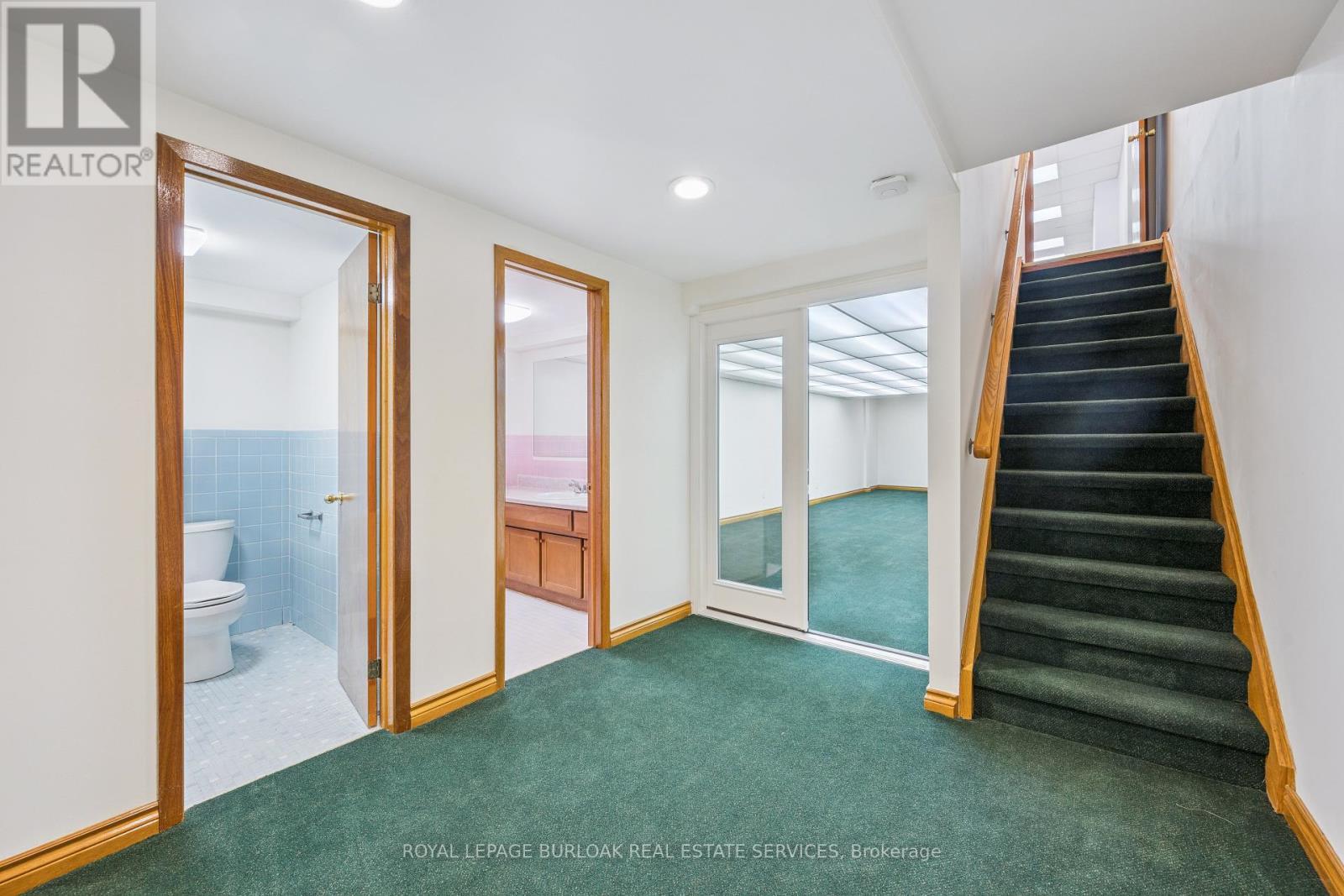 2671 Eglinton Avenue E, Toronto, ON