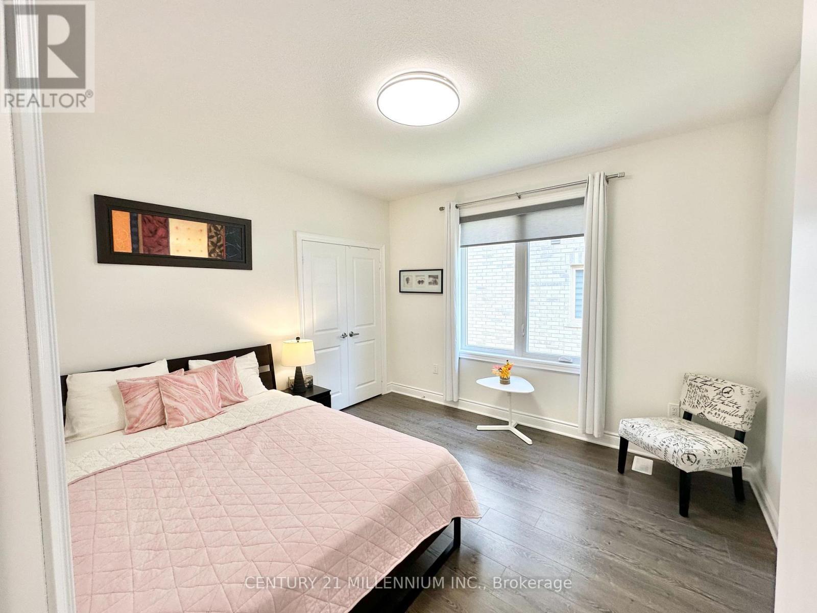 50 Seaton Crescent, Tillsonburg, ON - Indoor Photo Showing Bedroom