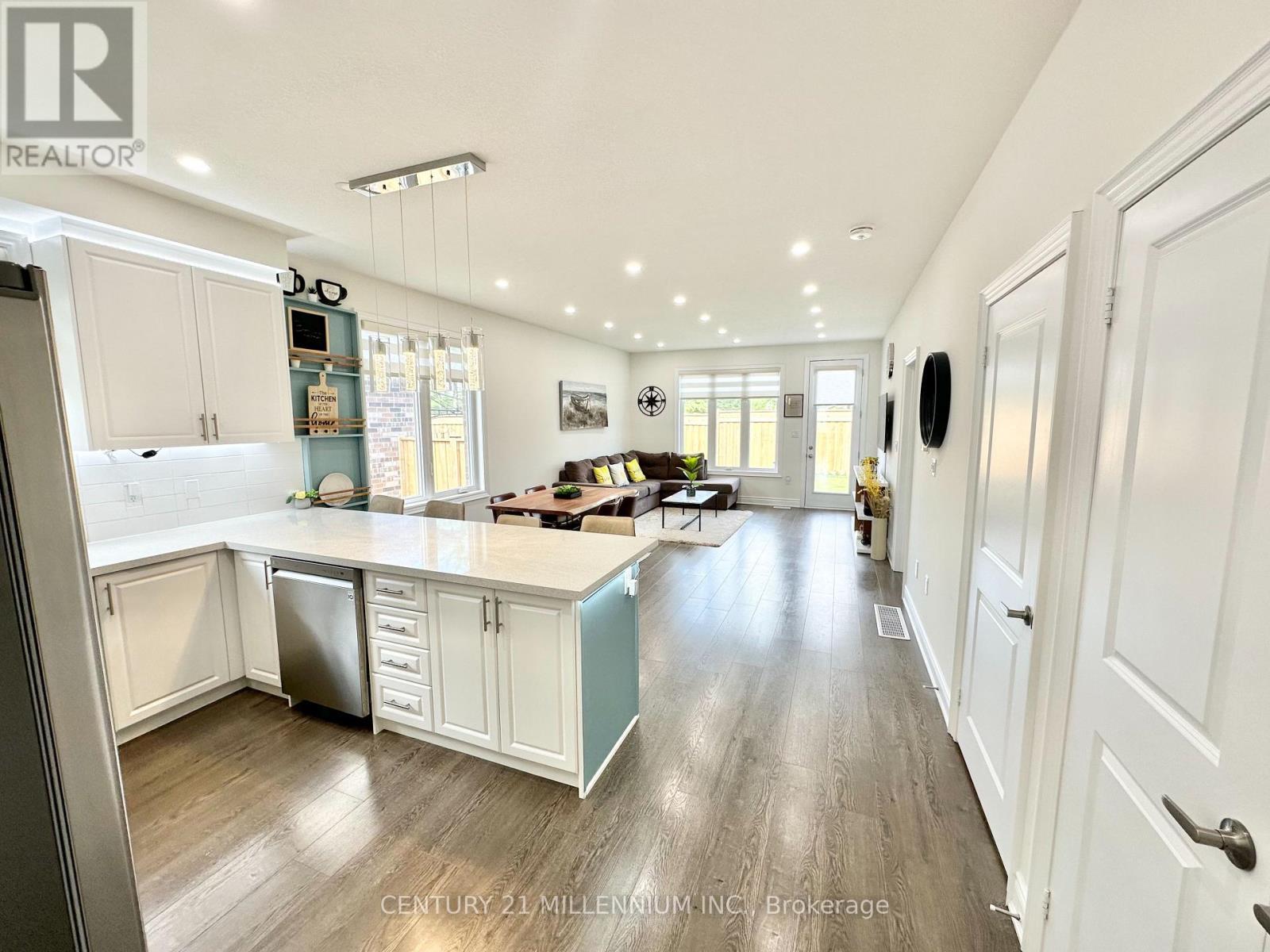 50 Seaton Crescent, Tillsonburg, ON - Indoor Photo Showing Other Room