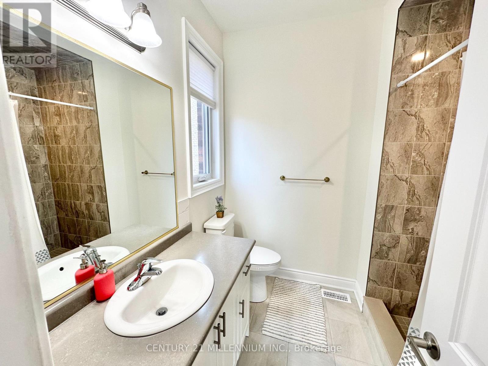 50 Seaton Crescent, Tillsonburg, ON - Indoor Photo Showing Bathroom