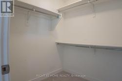Walk-In closet -